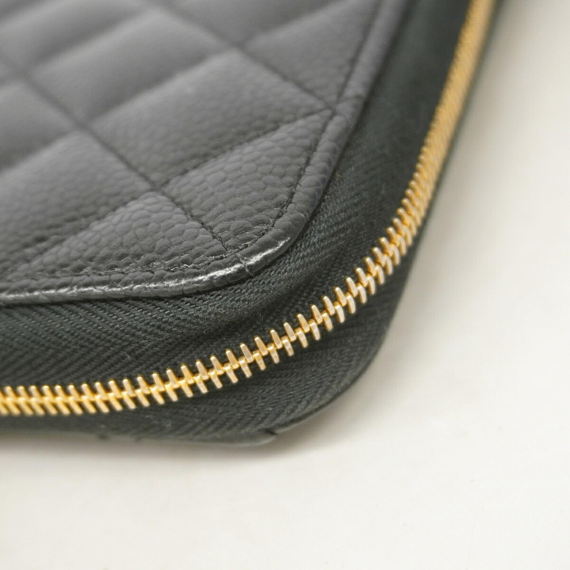 Chanel Black Grained Calfskin Long Wallet (Bi-Fold) (Pre-Owned)