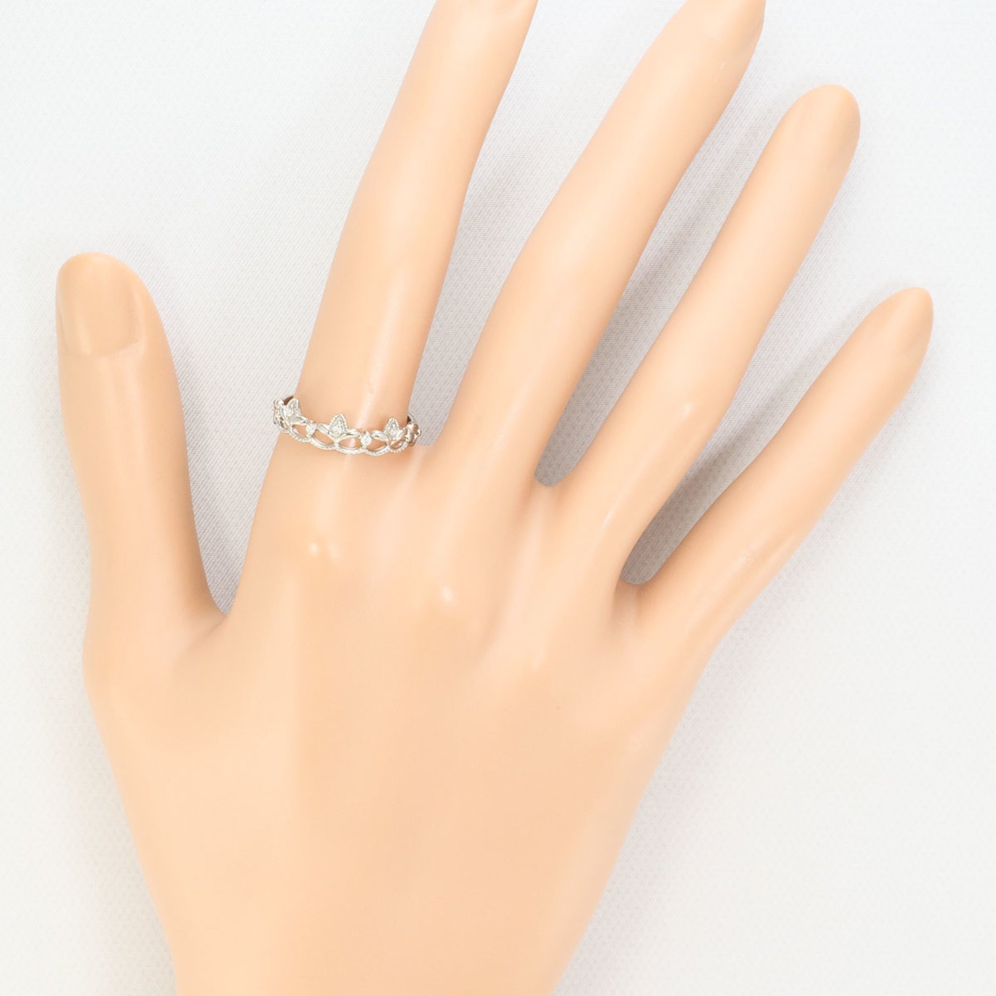 Unbranded White Gold White Gold (18K) Band Ring (Pre-Owned)