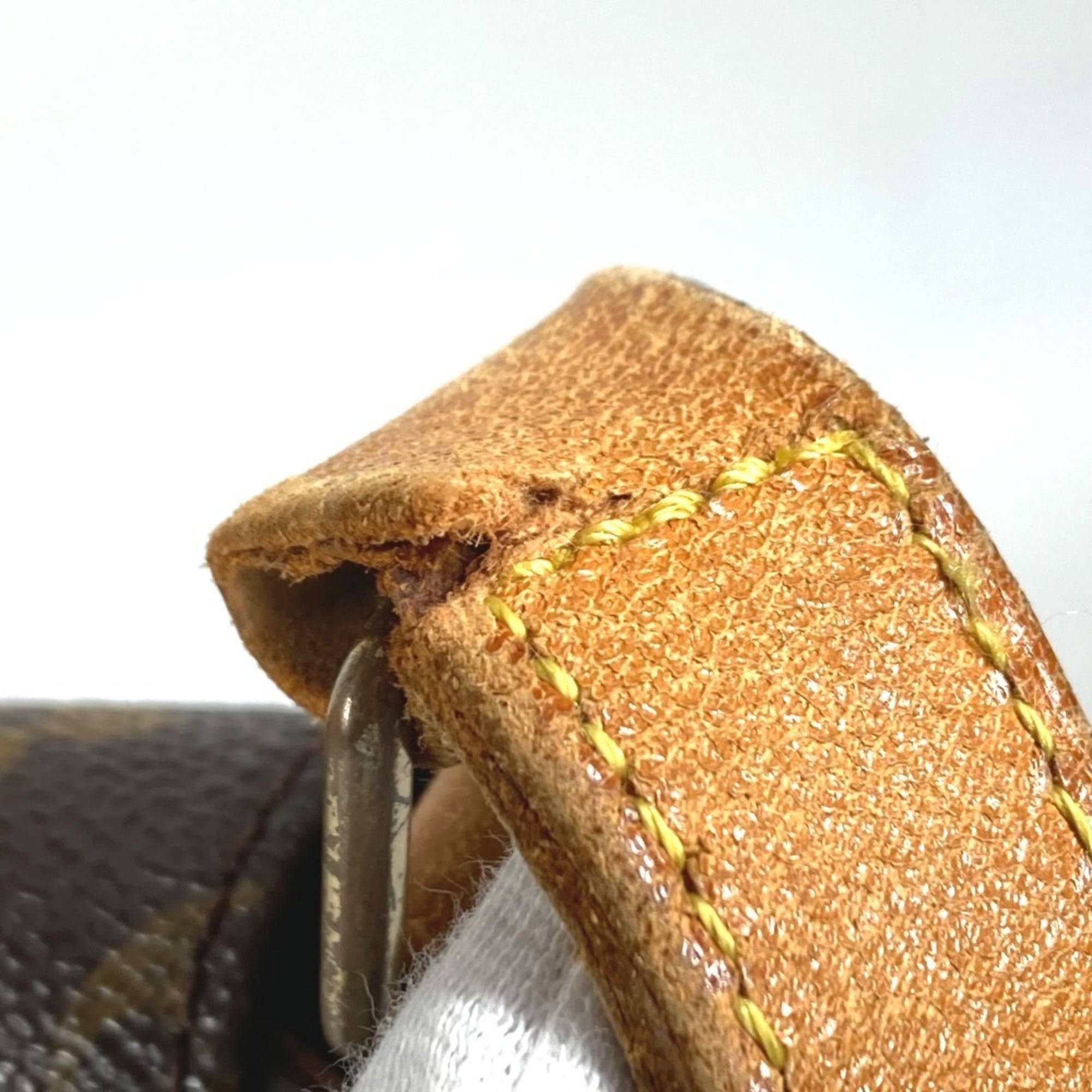 Louis Vuitton Brown Monogram Shoulder Bag (Pre-Owned)