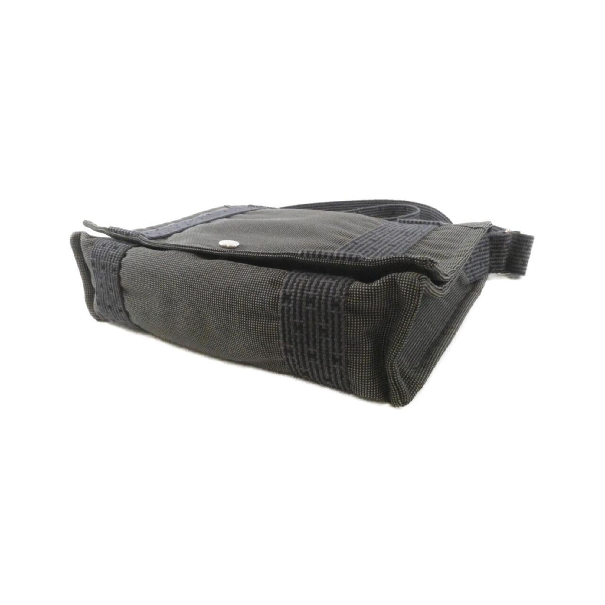 Hermes Her Line Black Canvas Shoulder Bag (Pre-Owned)