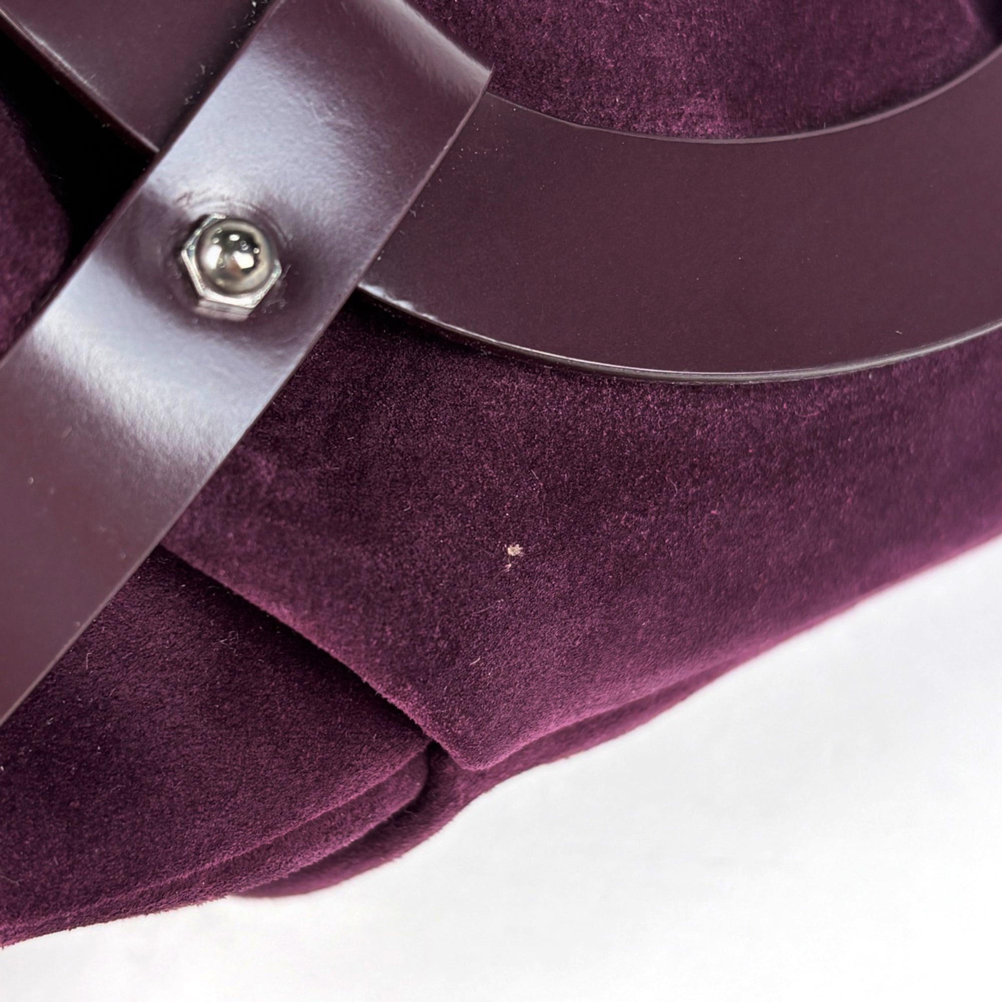 Salvatore Ferragamo Gancini Purple Suede Leather Shoulder Bag (Pre-Owned)