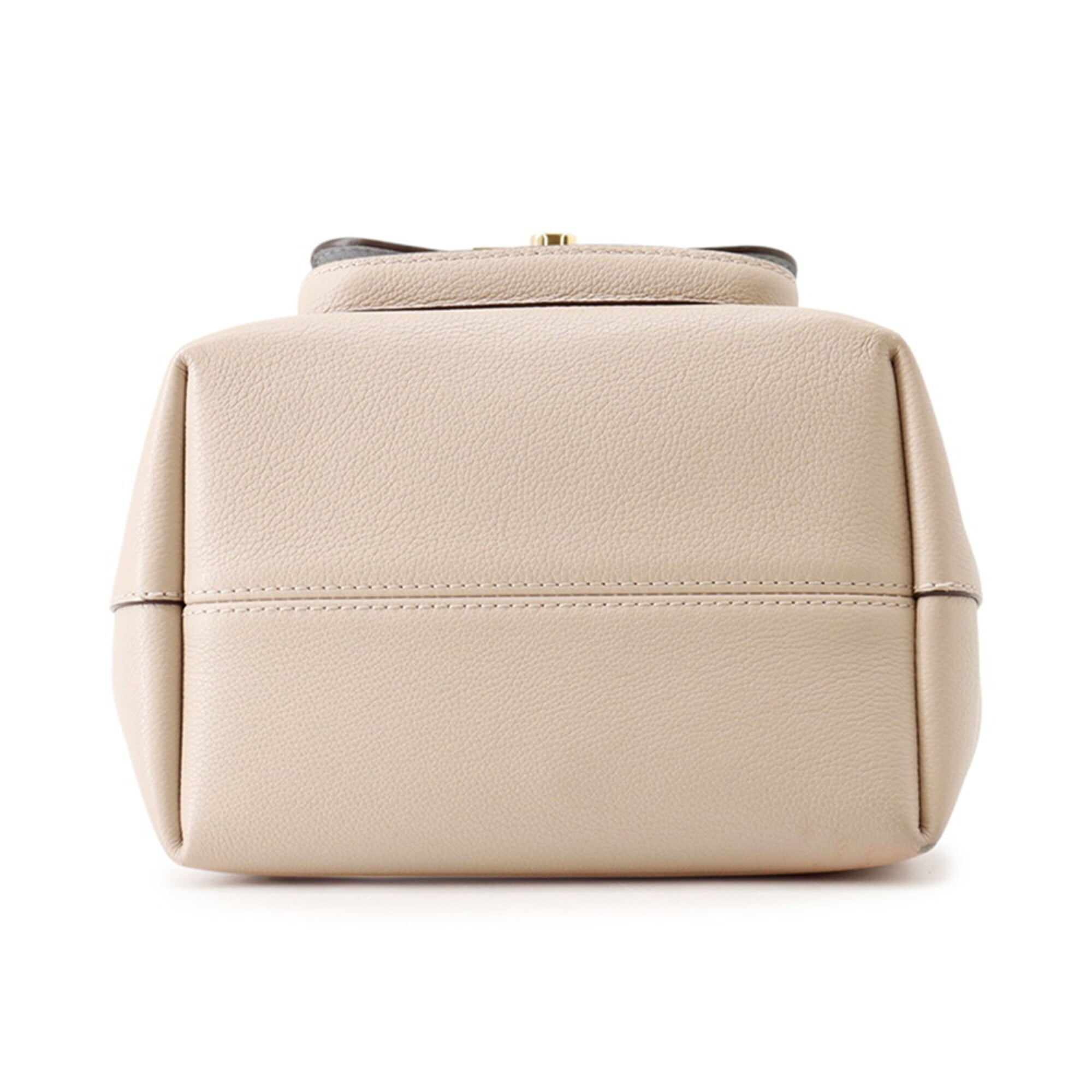 Louis Vuitton Beige Leather Handbag Shoulder Bag (Pre-Owned)
