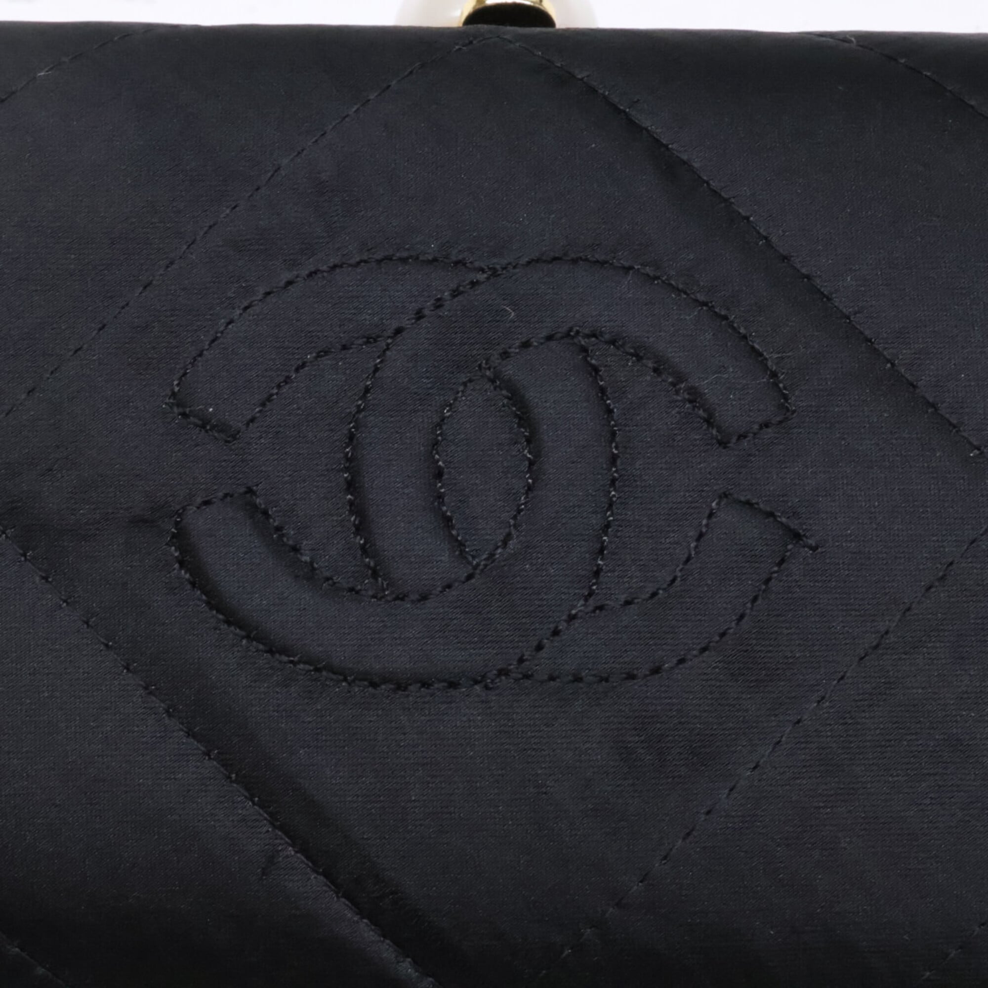 Chanel Black Satin Clutch Bag (Pre-Owned)