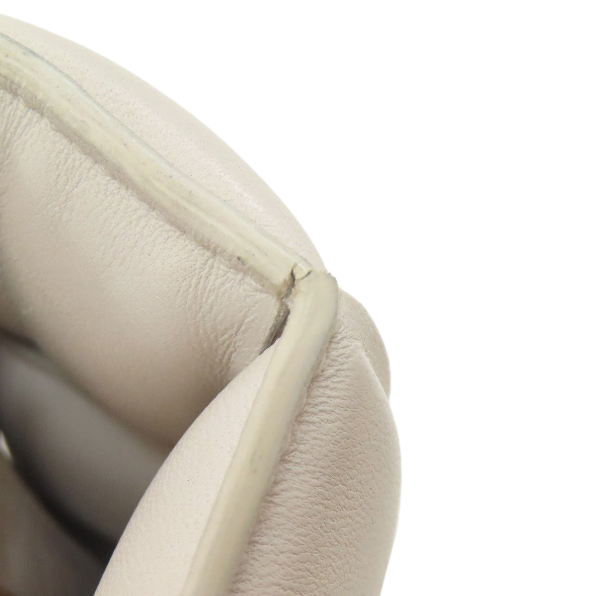 Bottega Veneta White Handbag (Pre-Owned)
