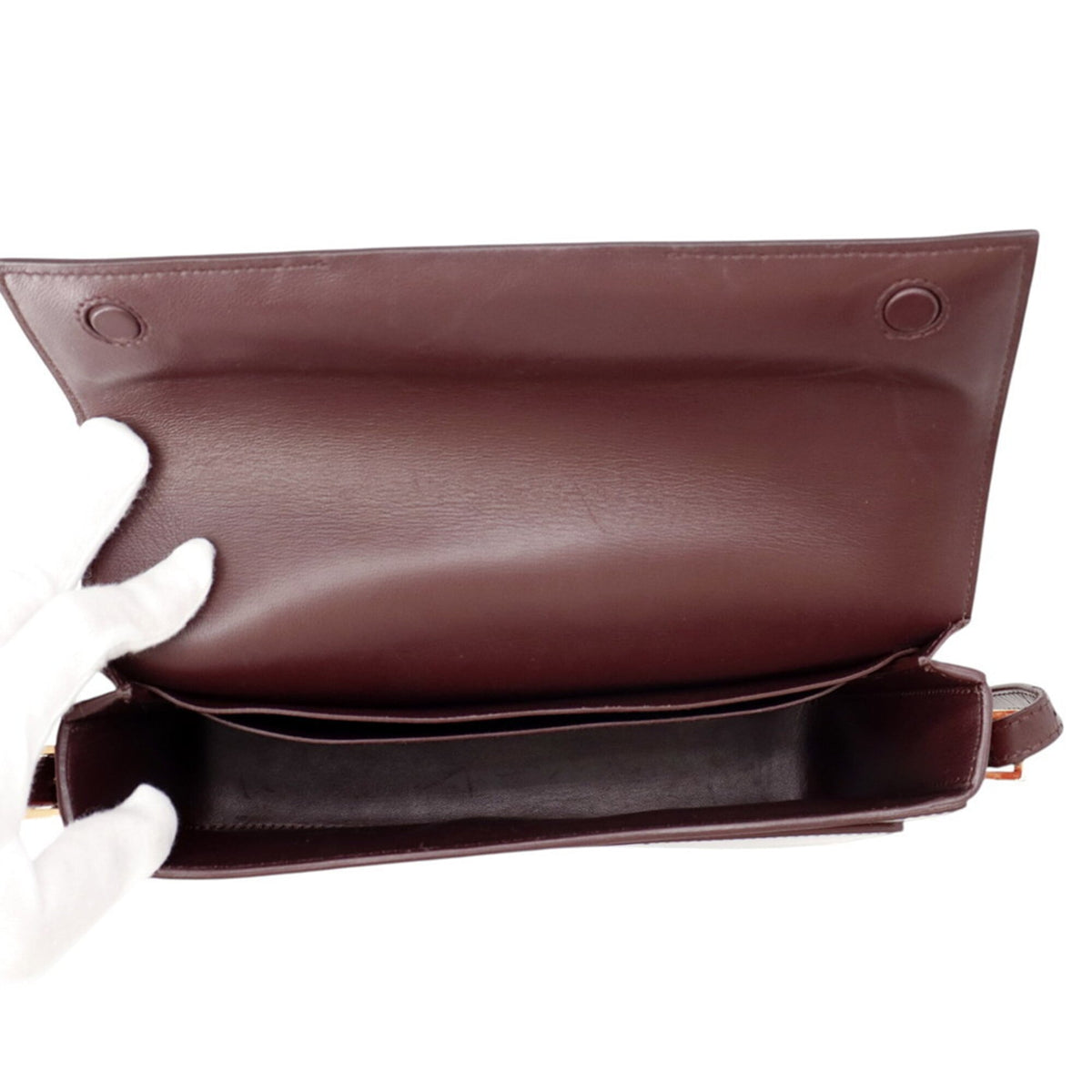 Burberry Bordeaux Red Color Leather Shoulder Bag (Pre-Owned)