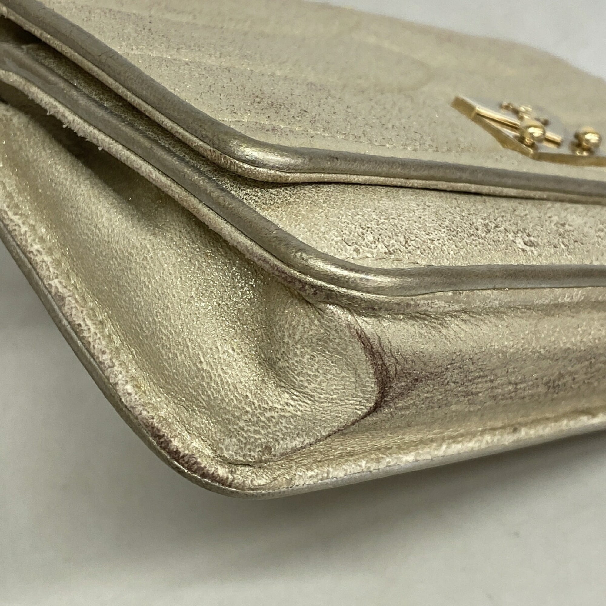 Chanel Gold Leather Chain/Shoulder Wallet (Pre-Owned)