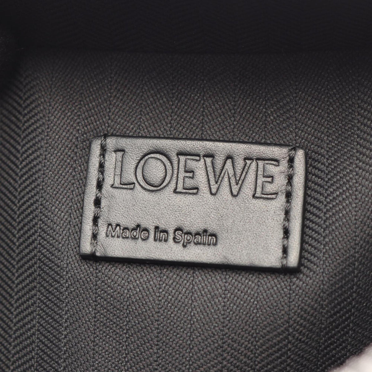 Loewe Black Leather Handbag (Pre-Owned)
