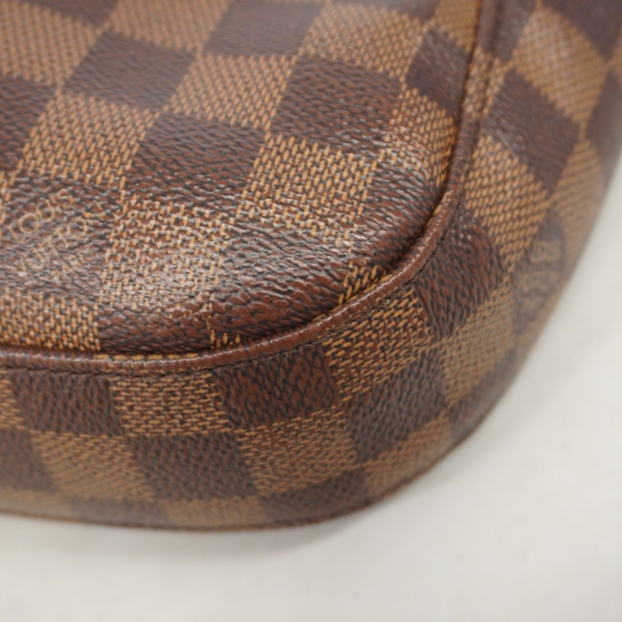 Louis Vuitton Ebene Shoulder Bag (Pre-Owned)