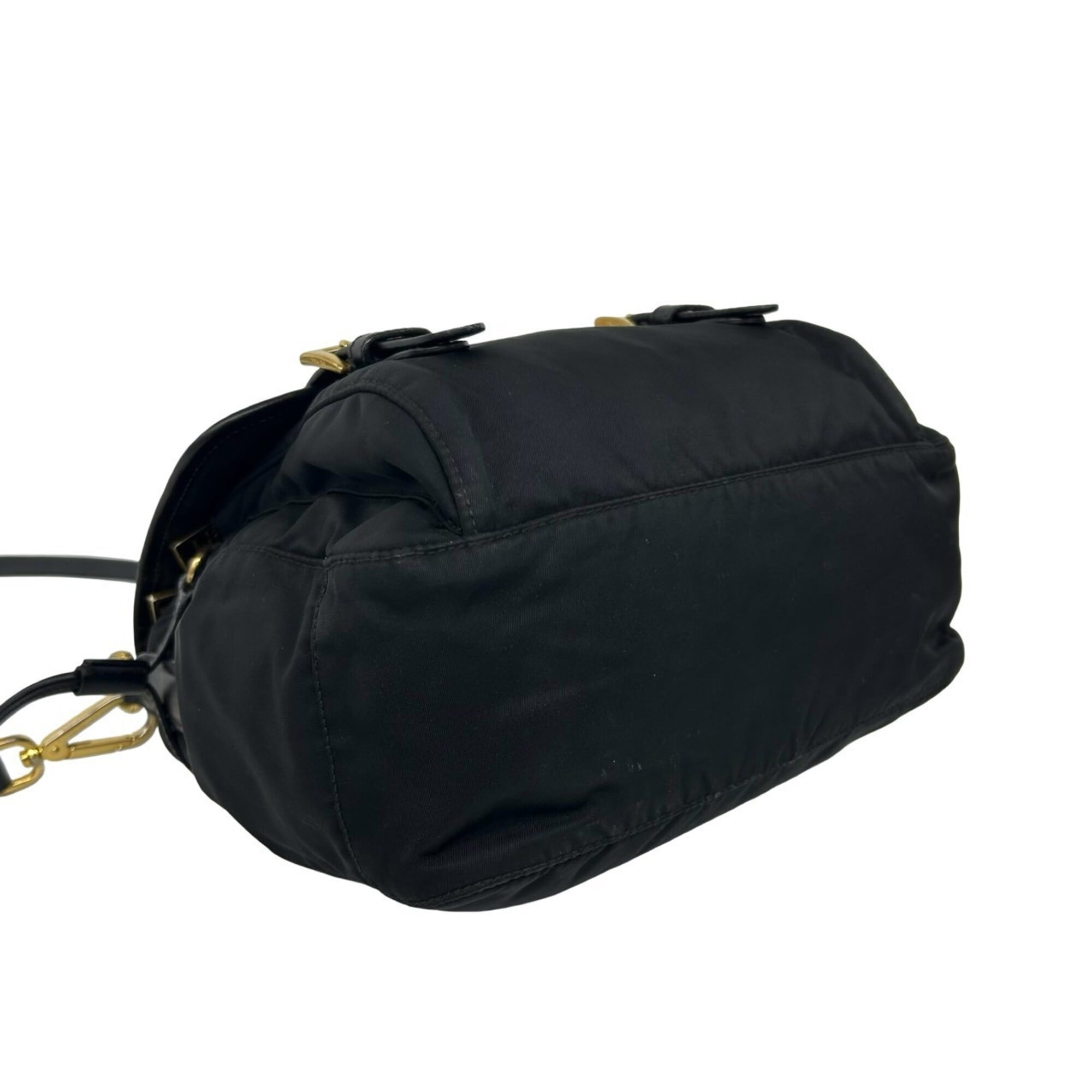 Prada Black Nylon Leather Pochette Shoulder Bag (Pre-Owned)