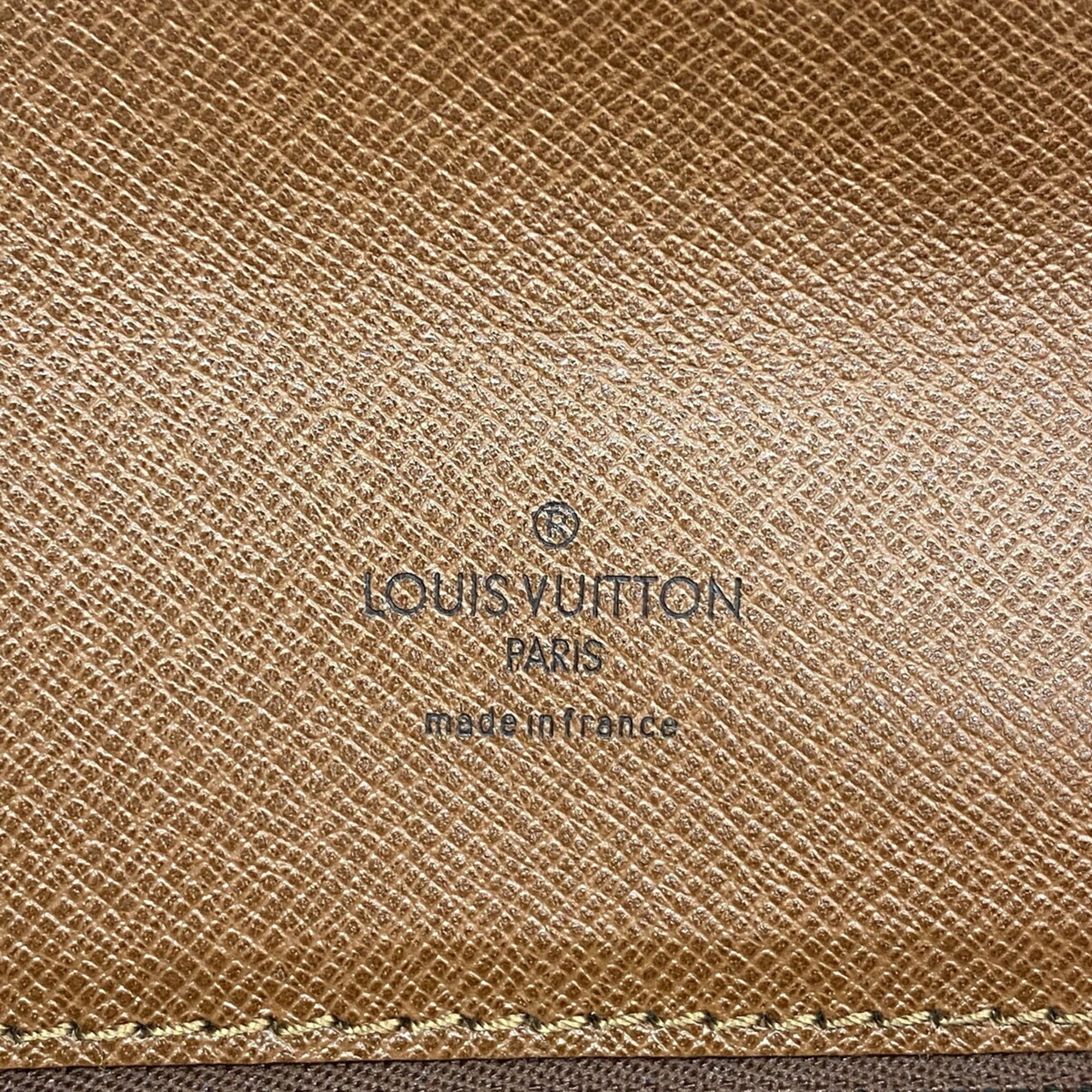 Louis Vuitton Brown Shoulder Bag (Pre-Owned)