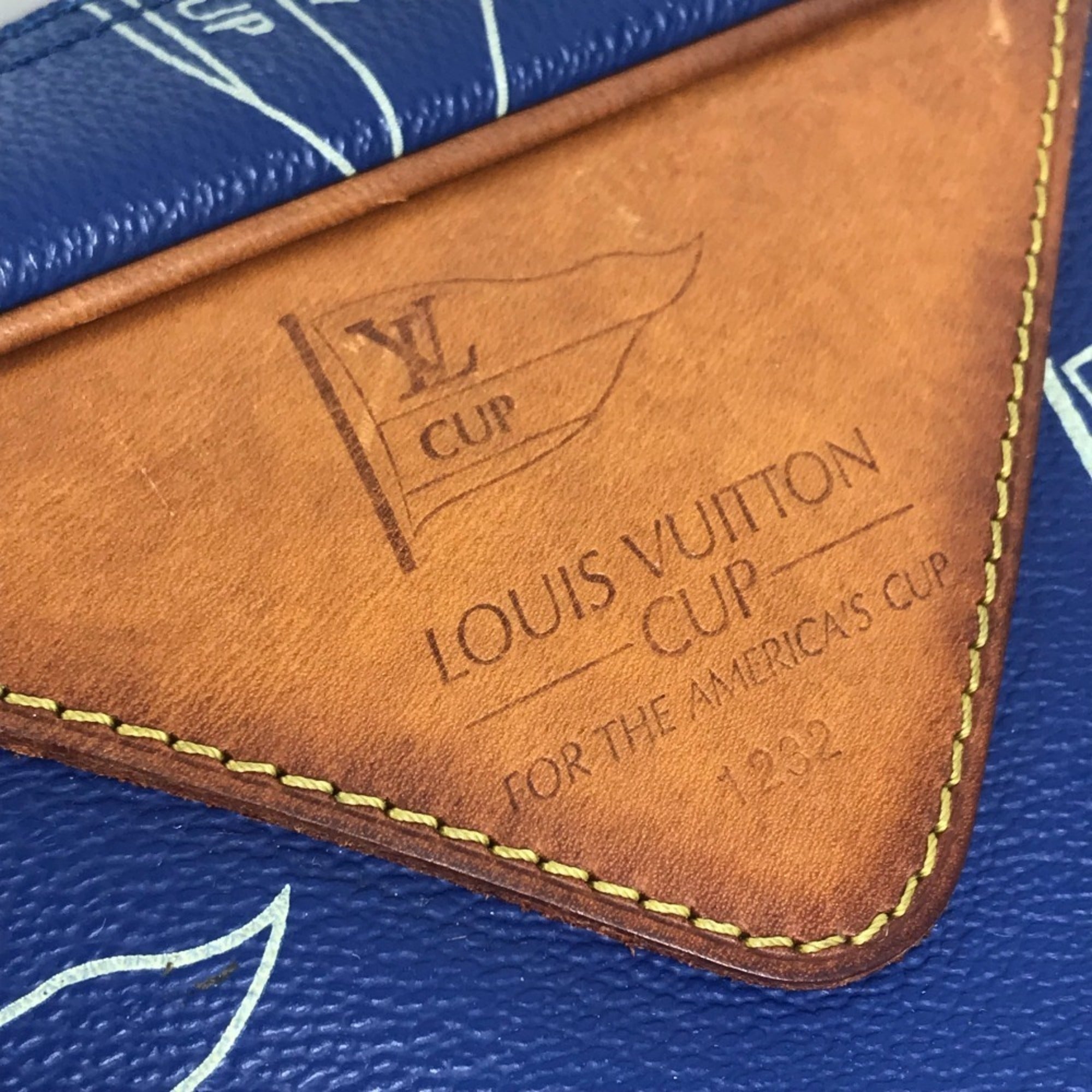 Louis Vuitton Louis Vuitton Cup Blue Leather Pochette Shoulder Bag (Pre-Owned)