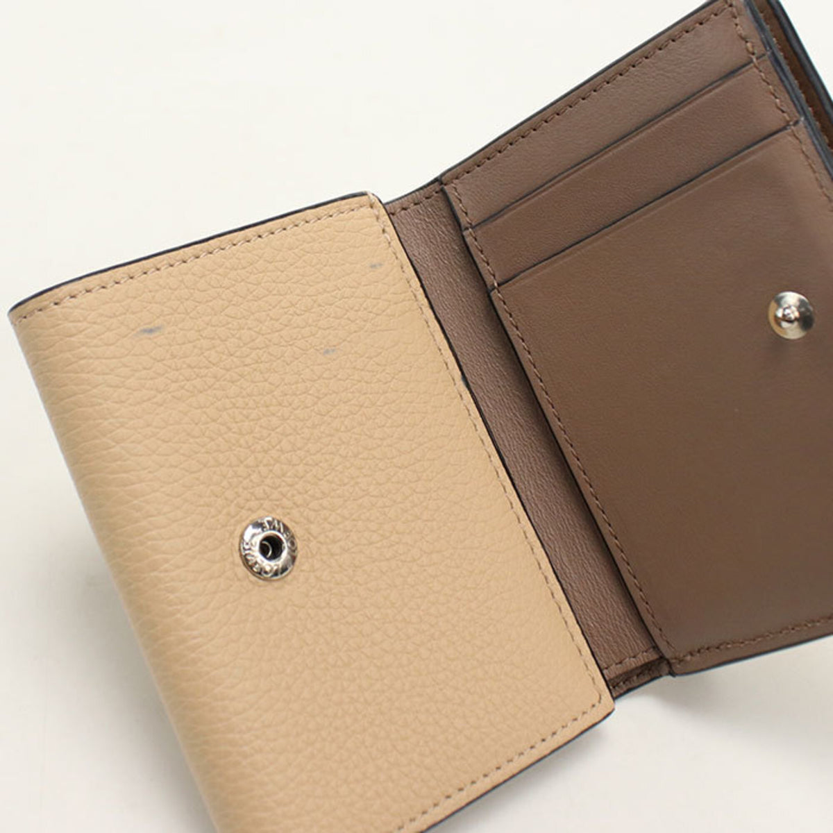 Loewe Beige Wallet (Tri-Fold) (Pre-Owned)
