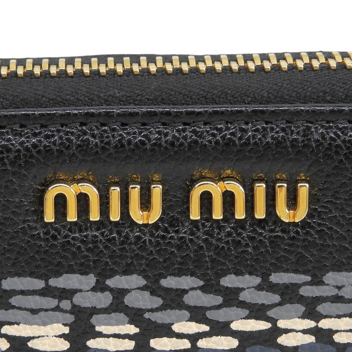 Miu Miu Black Gray Pink Beige Leather Long Wallet (Bi-Fold) (Pre-Owned)
