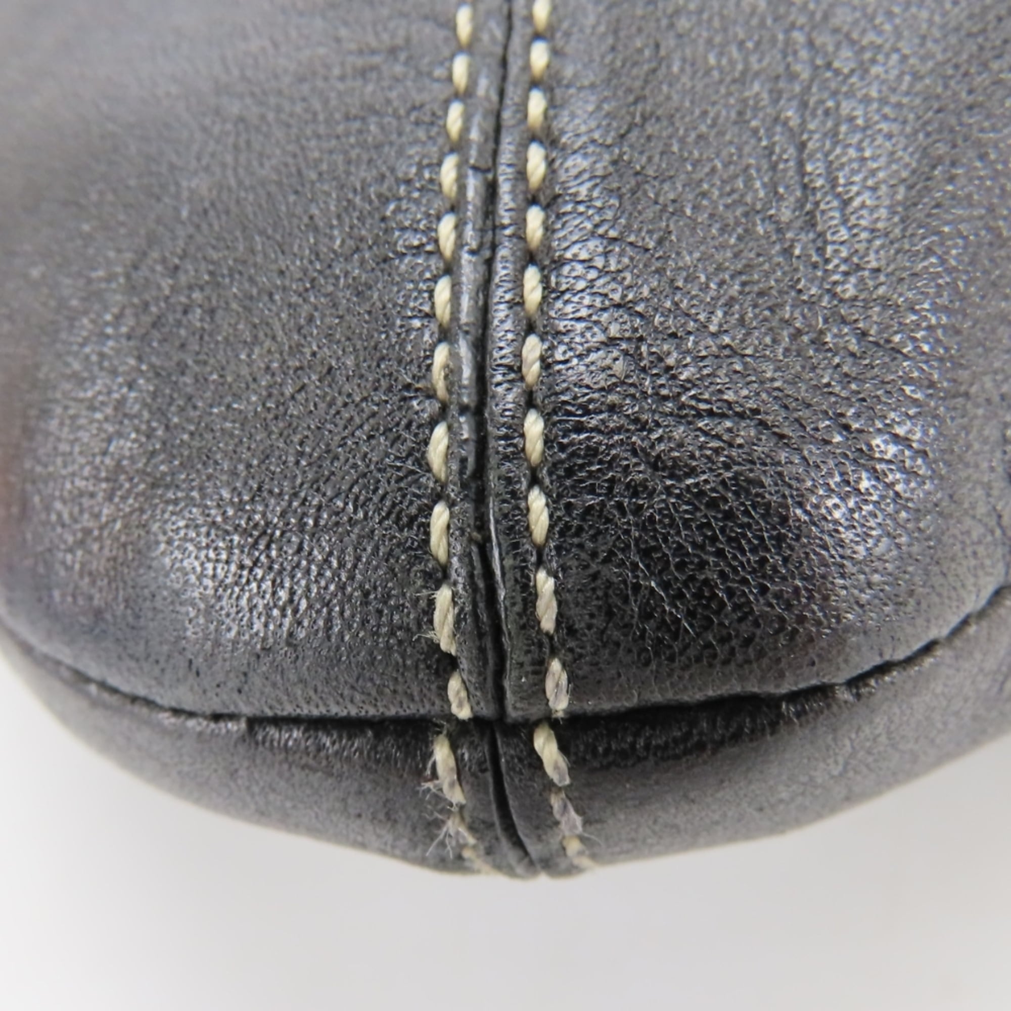 Coach Black Leather Shoulder Bag (Pre-Owned)