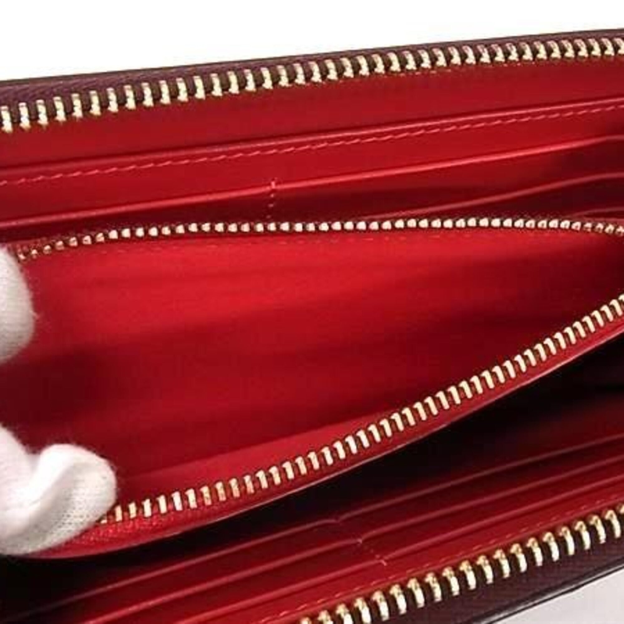 Christian Louboutin Bordeaux Leather Long Wallet (Bi-Fold) (Pre-Owned)