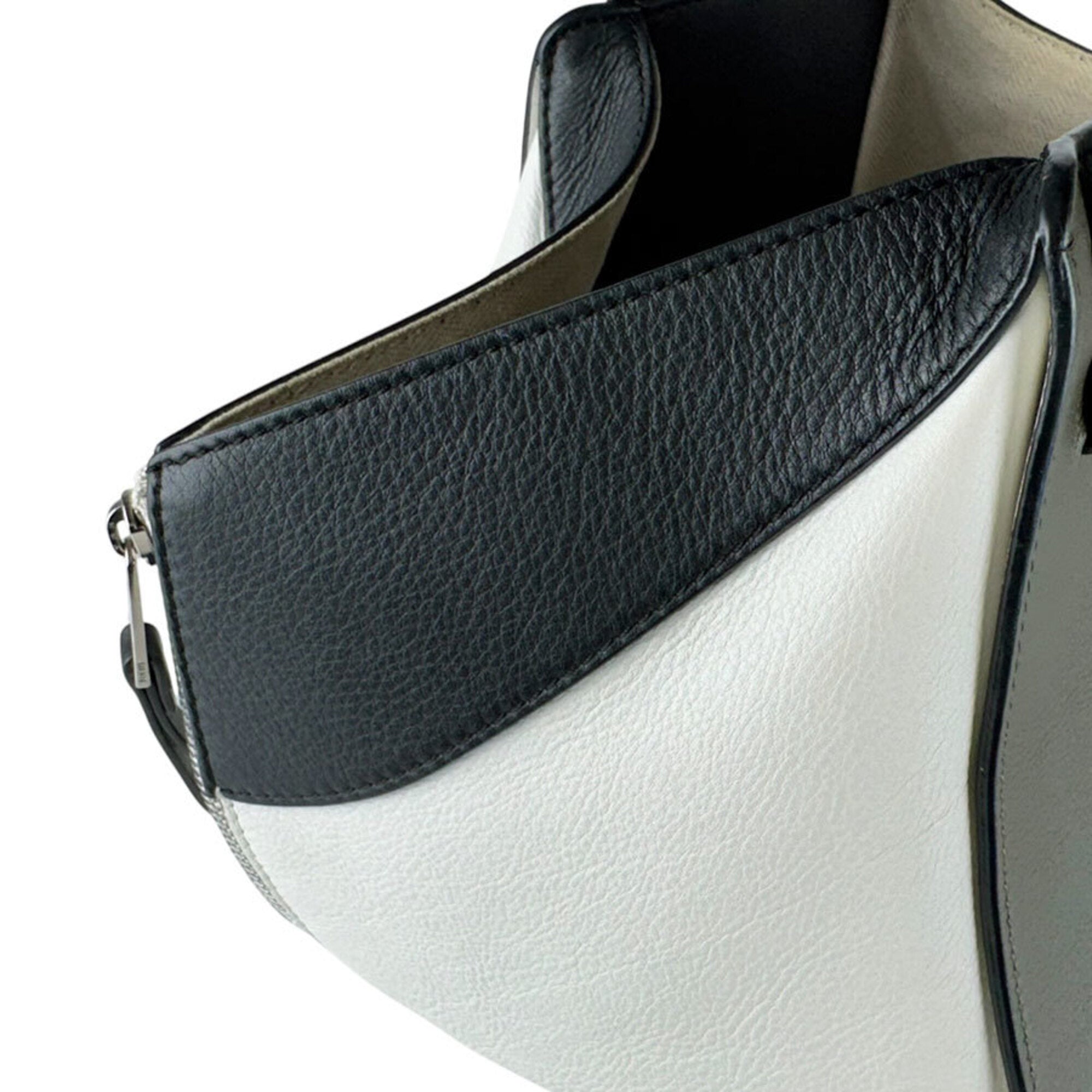 Loewe Black Khaki White Leather Handbag Shoulder Bag (Pre-Owned)
