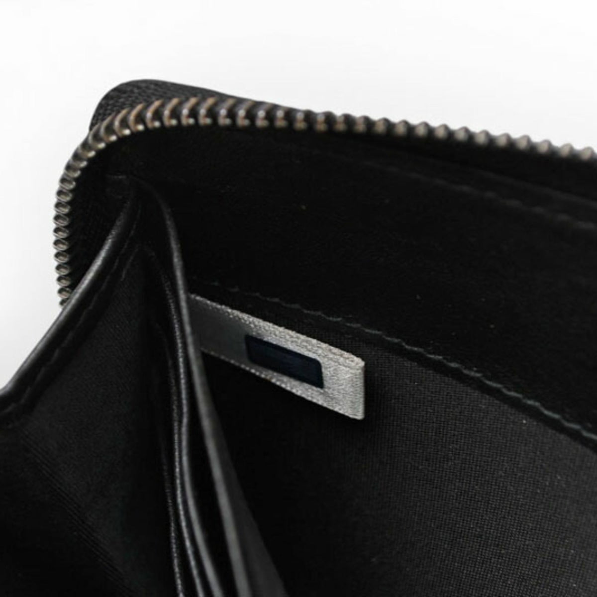 Jimmy Choo Black Leather Long Wallet (Bi-Fold) (Pre-Owned)