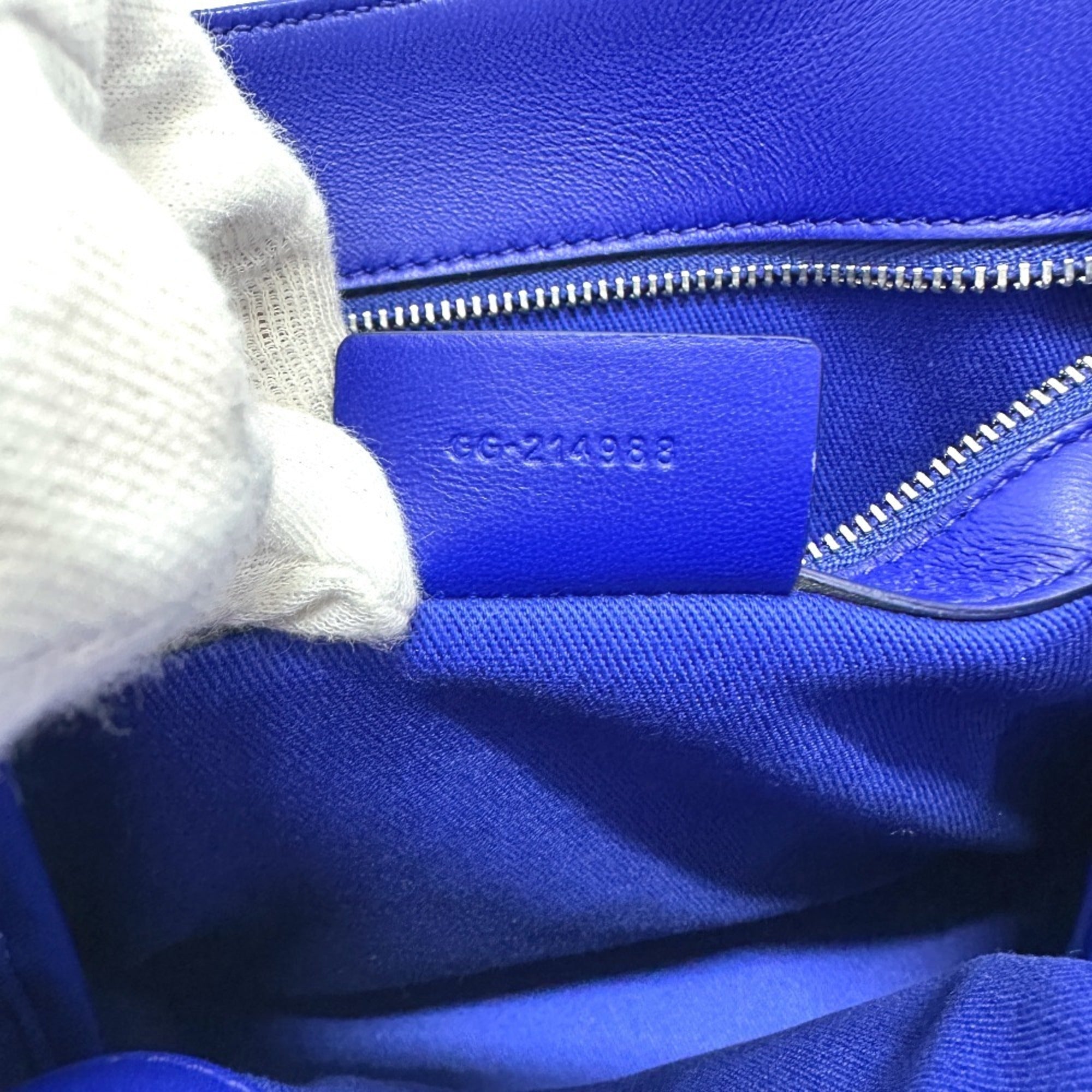 Salvatore Ferragamo Blue Canvas Handbag (Pre-Owned)