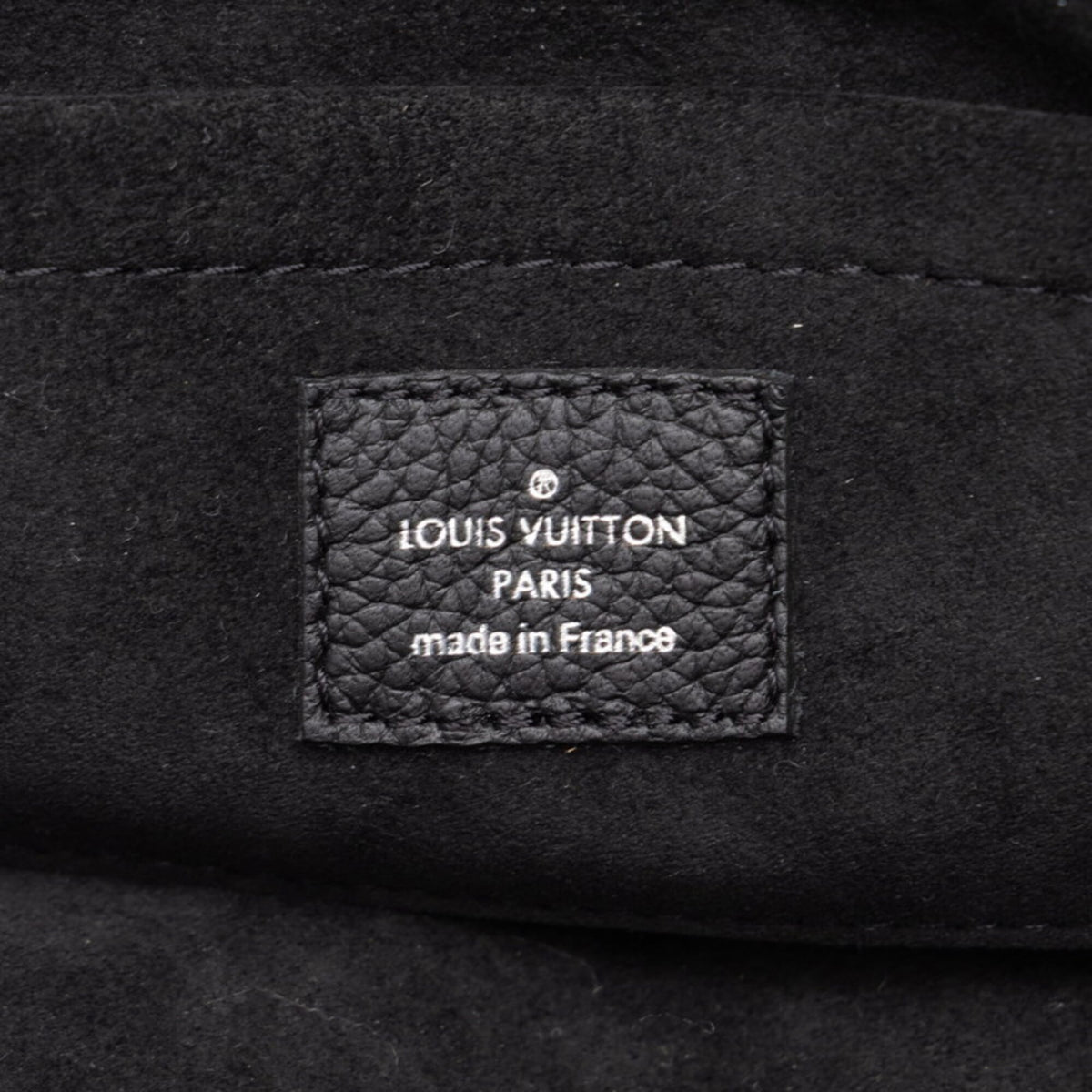 Louis Vuitton Black Noir Leather Shoulder Bag (Pre-Owned)