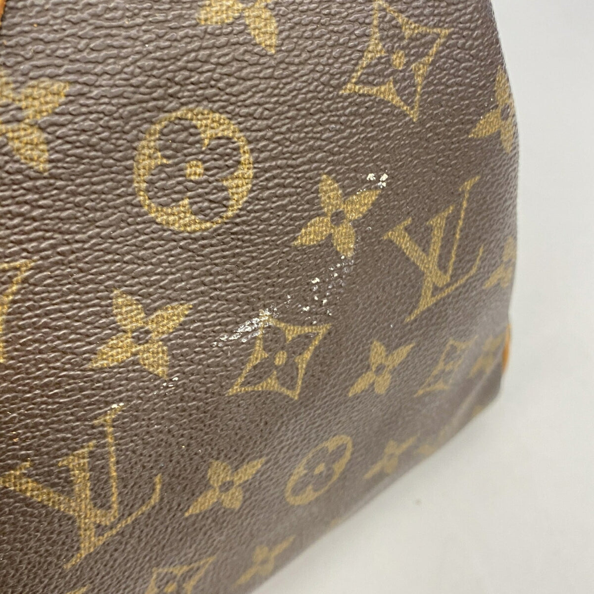Louis Vuitton Brown Handbag (Pre-Owned)