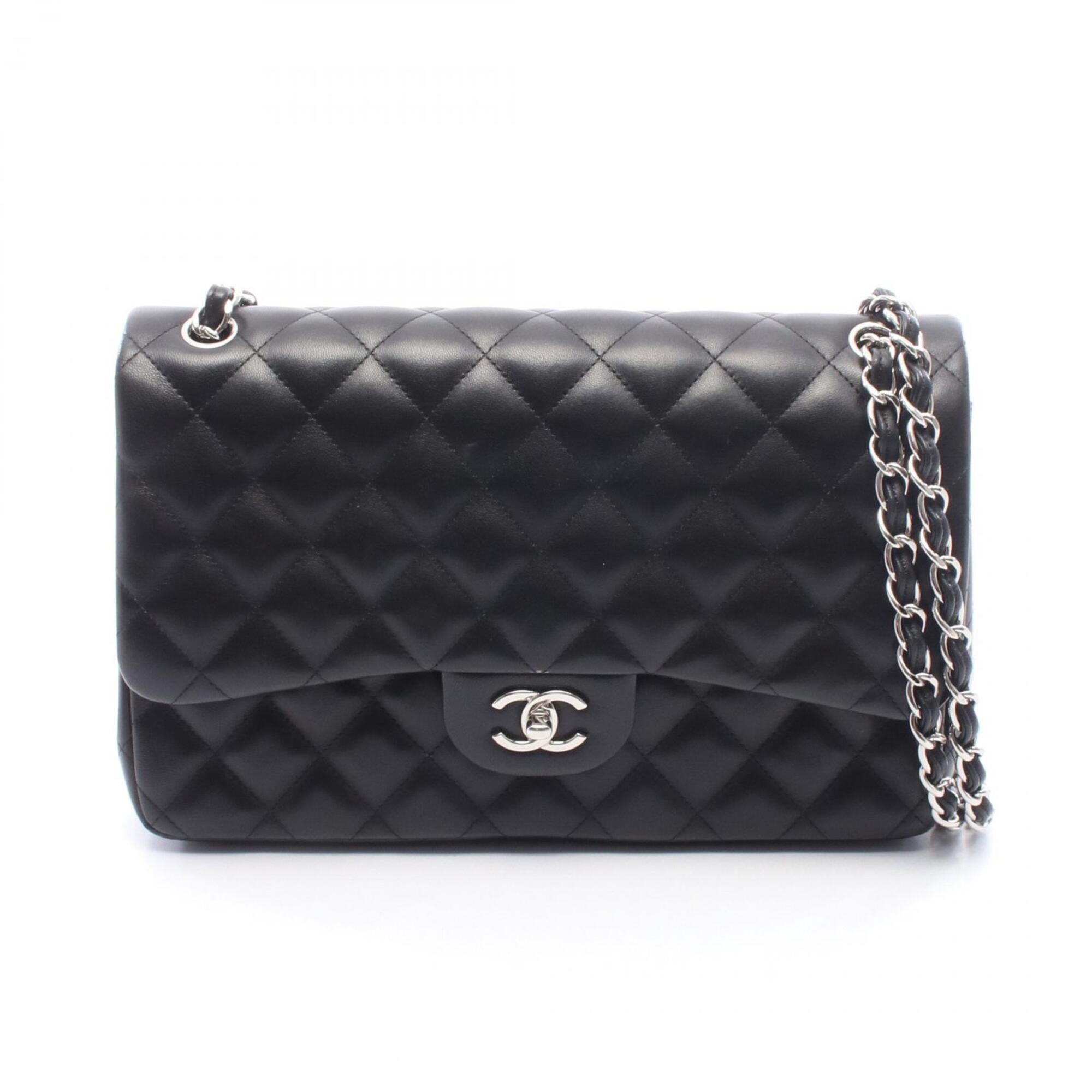 Chanel Black Leather Handbag Shoulder Bag (Pre-Owned)