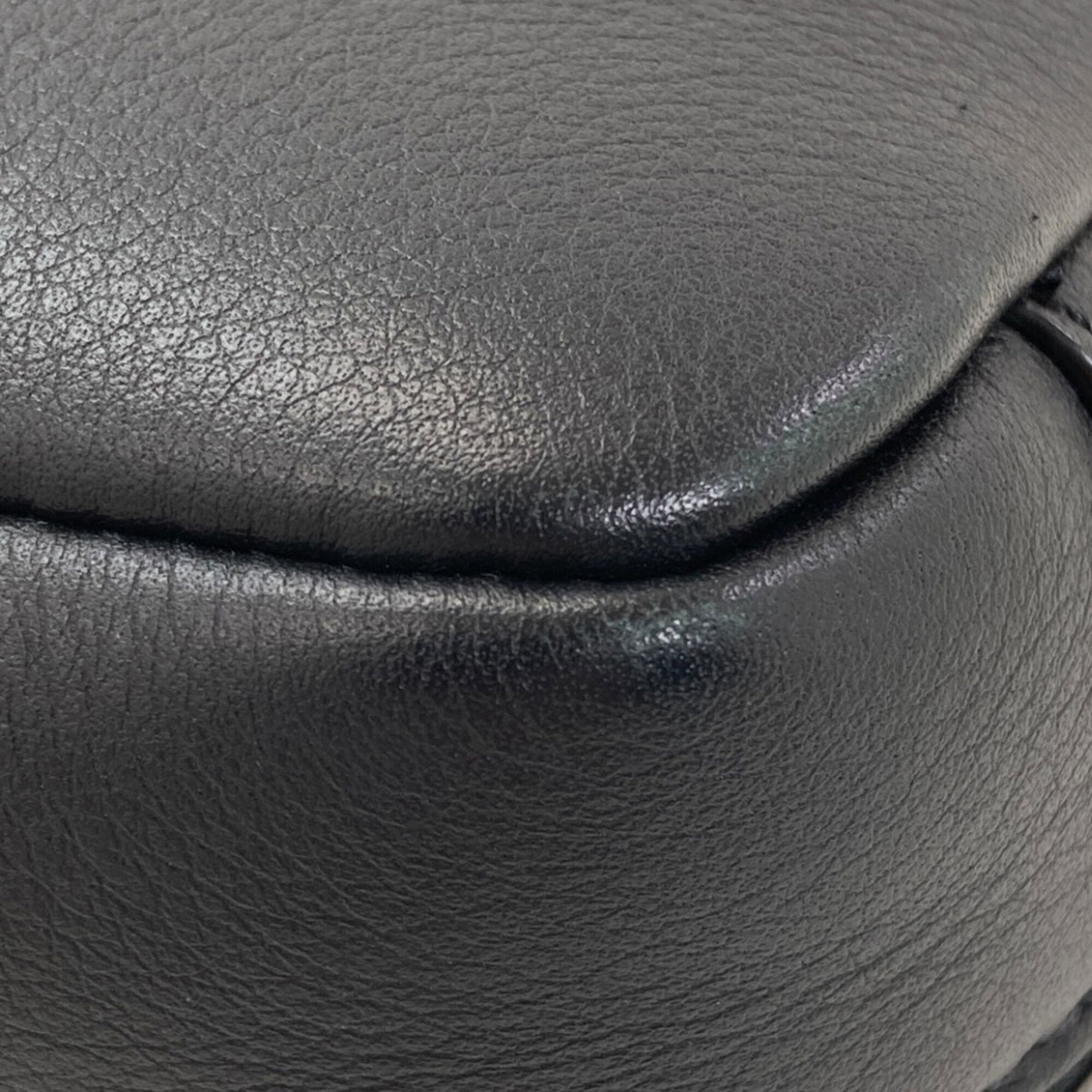 Valentino Black Leather Handbag (Pre-Owned)
