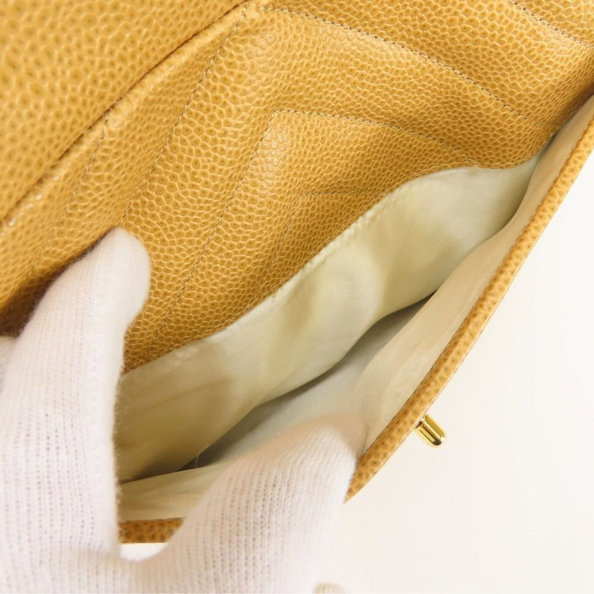 Chanel Beige Gold Grained Calfskin Shoulder Bag (Pre-Owned)
