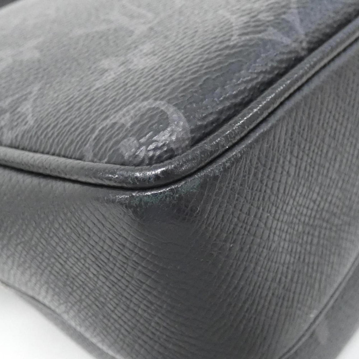 Louis Vuitton Black Coated Canvas Leather Shoulder Bag (Pre-Owned)