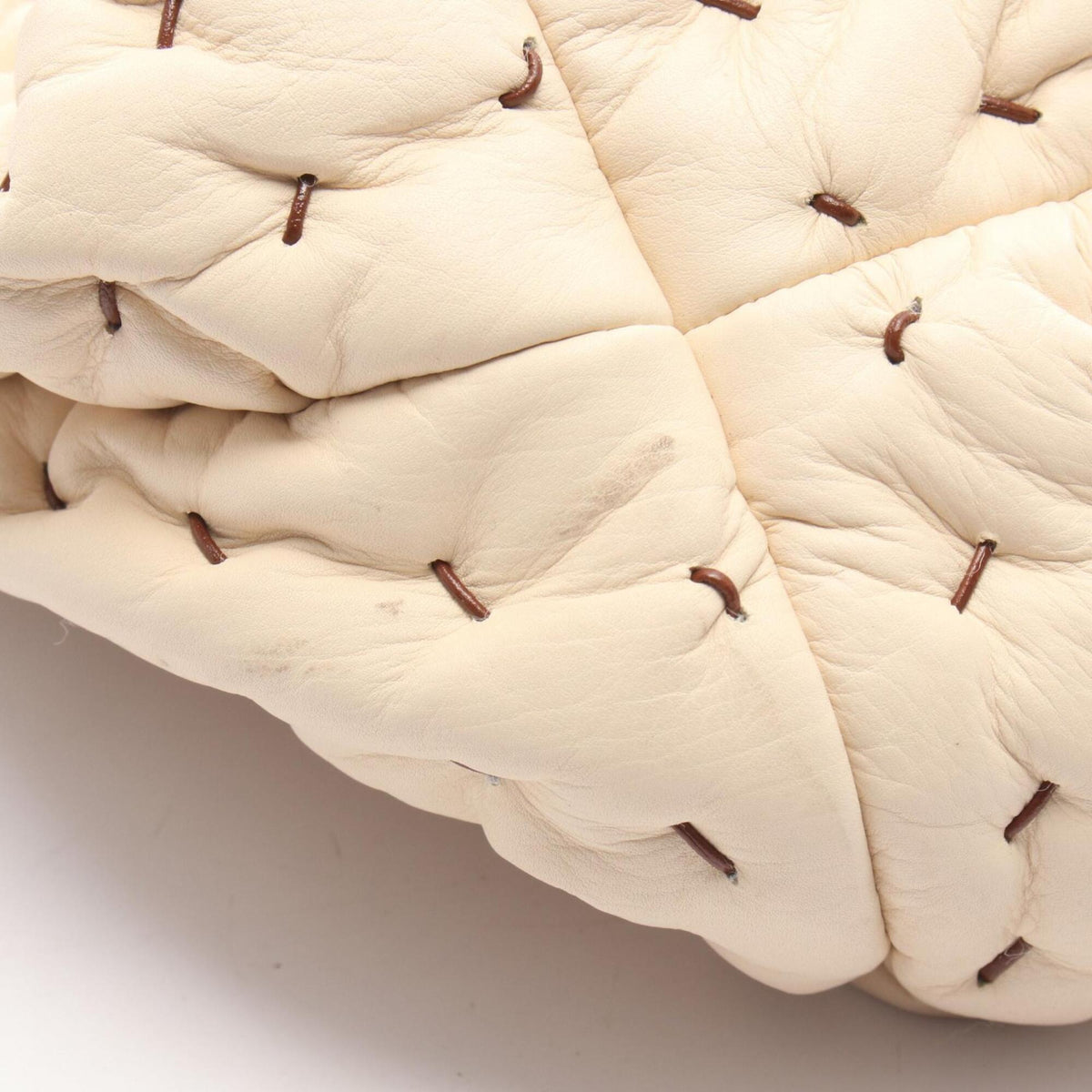 Bottega Veneta Ivory Leather Handbag Shoulder Bag (Pre-Owned)