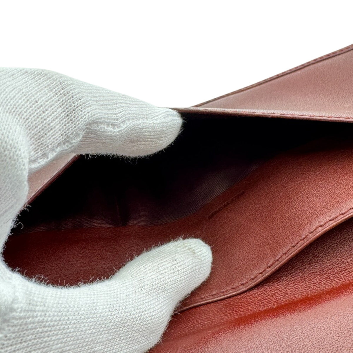 Cartier Must Red Color Leather Long Wallet (Bi-Fold) (Pre-Owned)