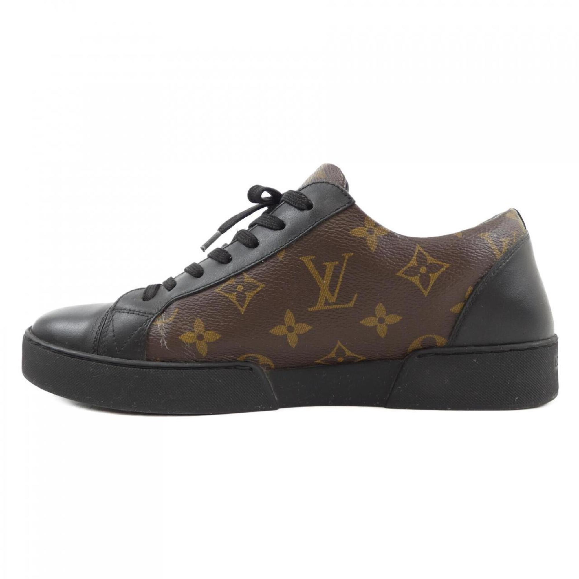 Louis Vuitton Black Brown Sneakers (Pre-Owned)