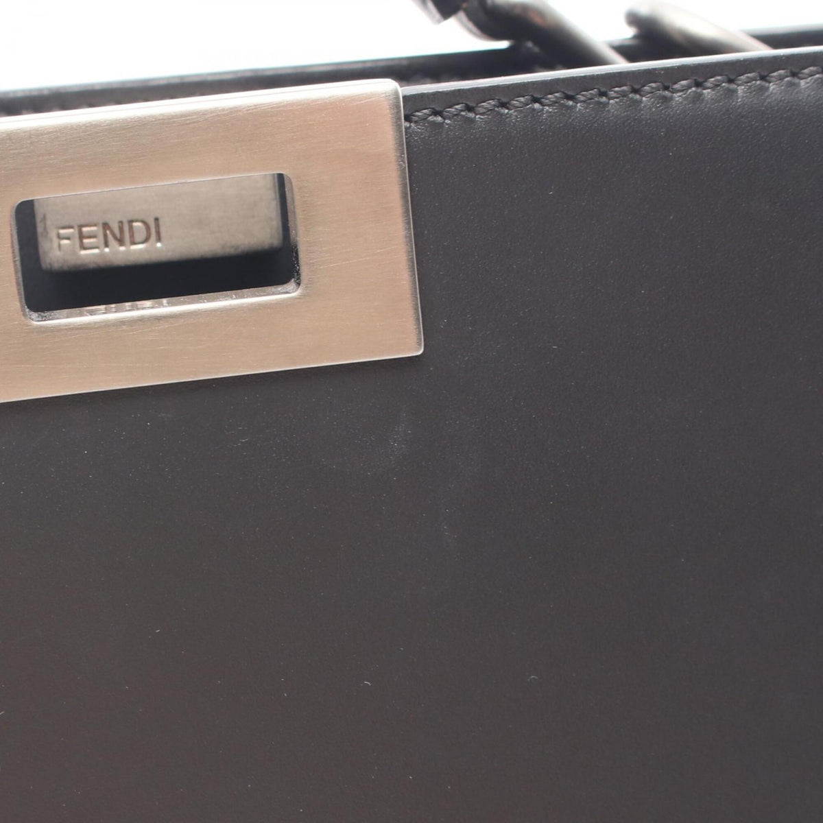 Fendi Black Leather Handbag (Pre-Owned)