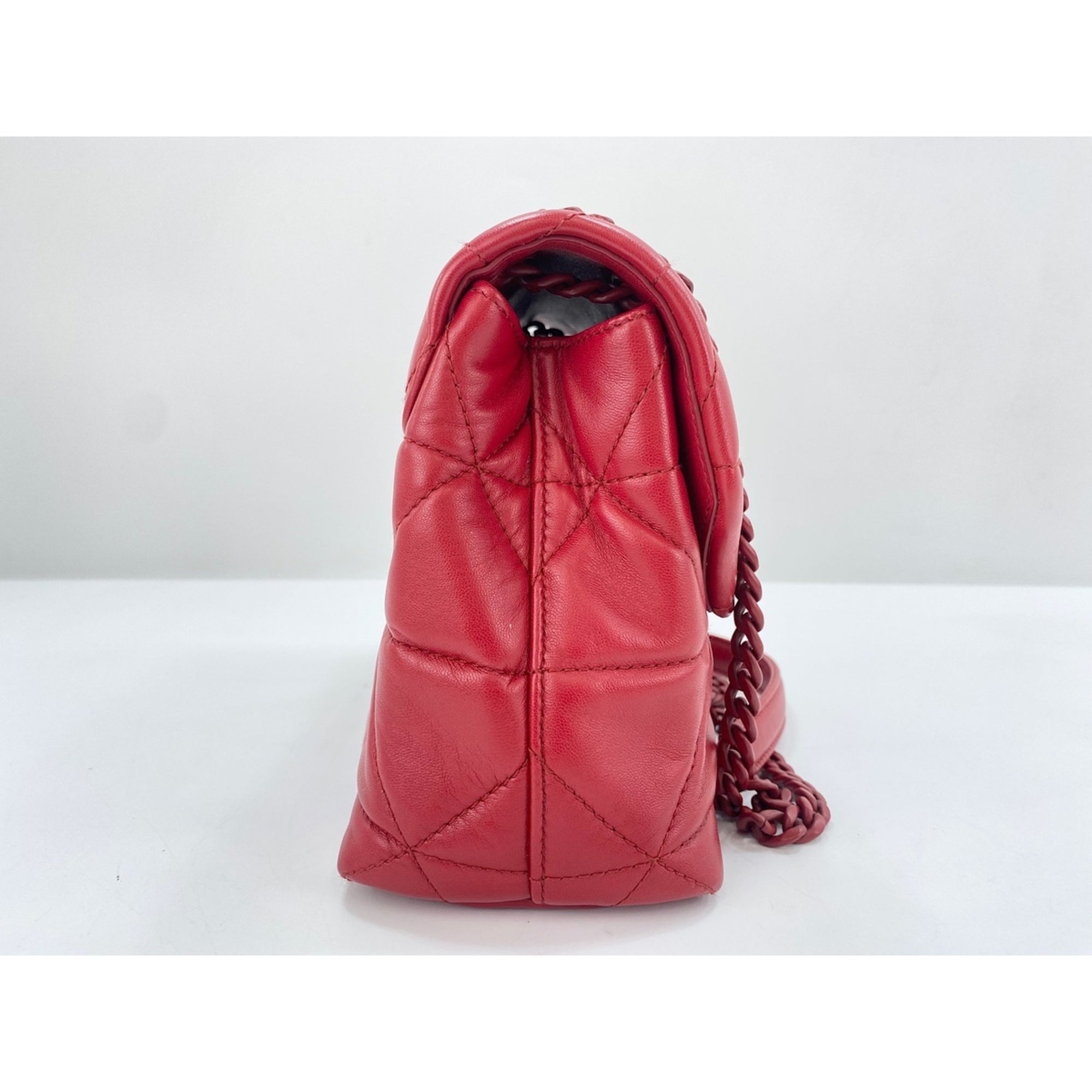 Prada Red Color Shoulder Bag (Pre-Owned)