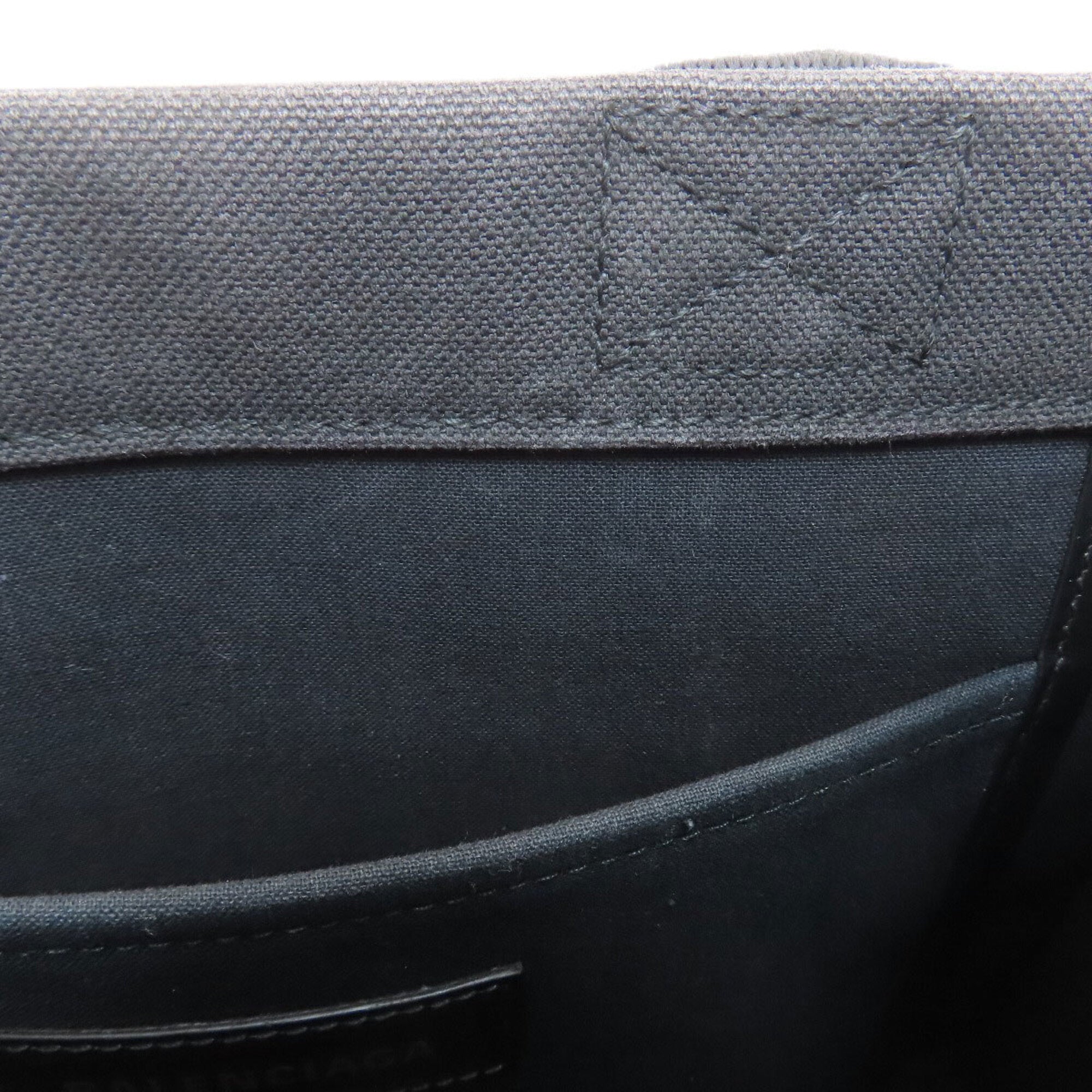 Balenciaga Black Canvas Handbag (Pre-Owned)