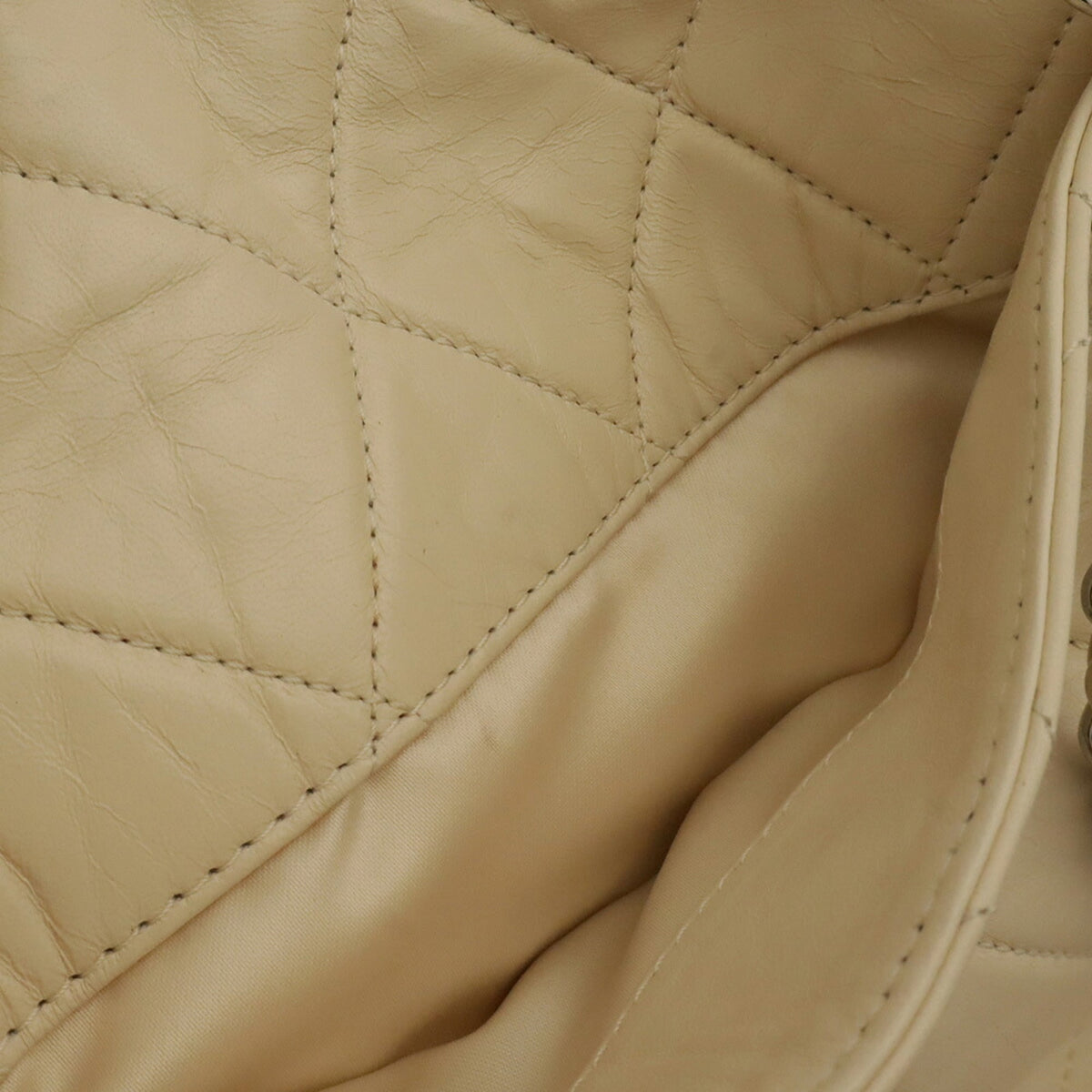 Chanel 2.55 White Leather Shoulder Bag Tote Bag (Pre-Owned)