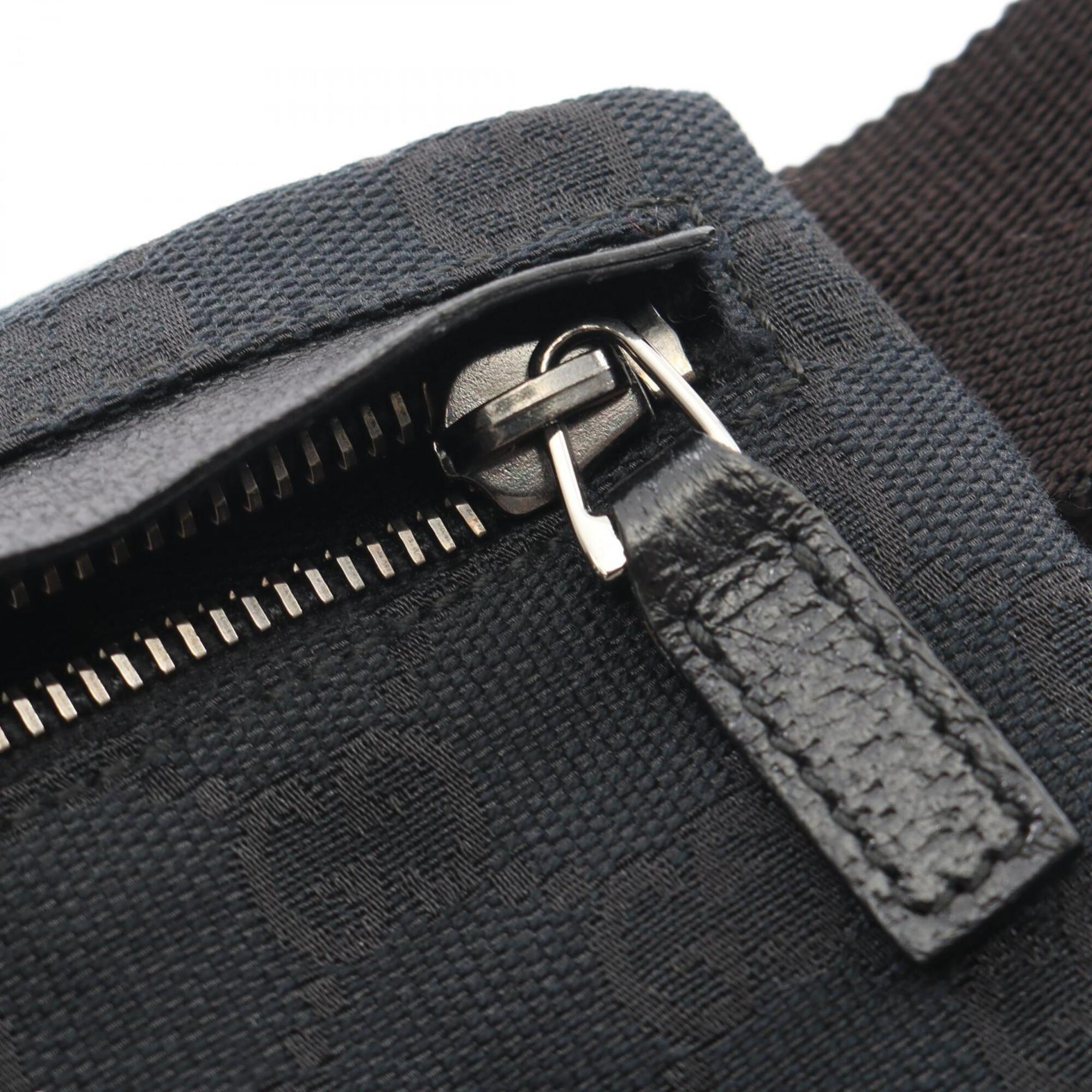 Gucci Black Canvas Leather Fanny Pack Handbag (Pre-Owned)