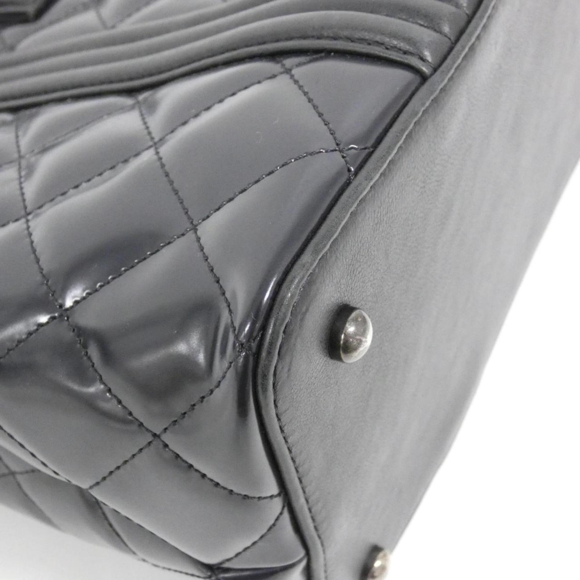 Chanel Black Handbag (Pre-Owned)