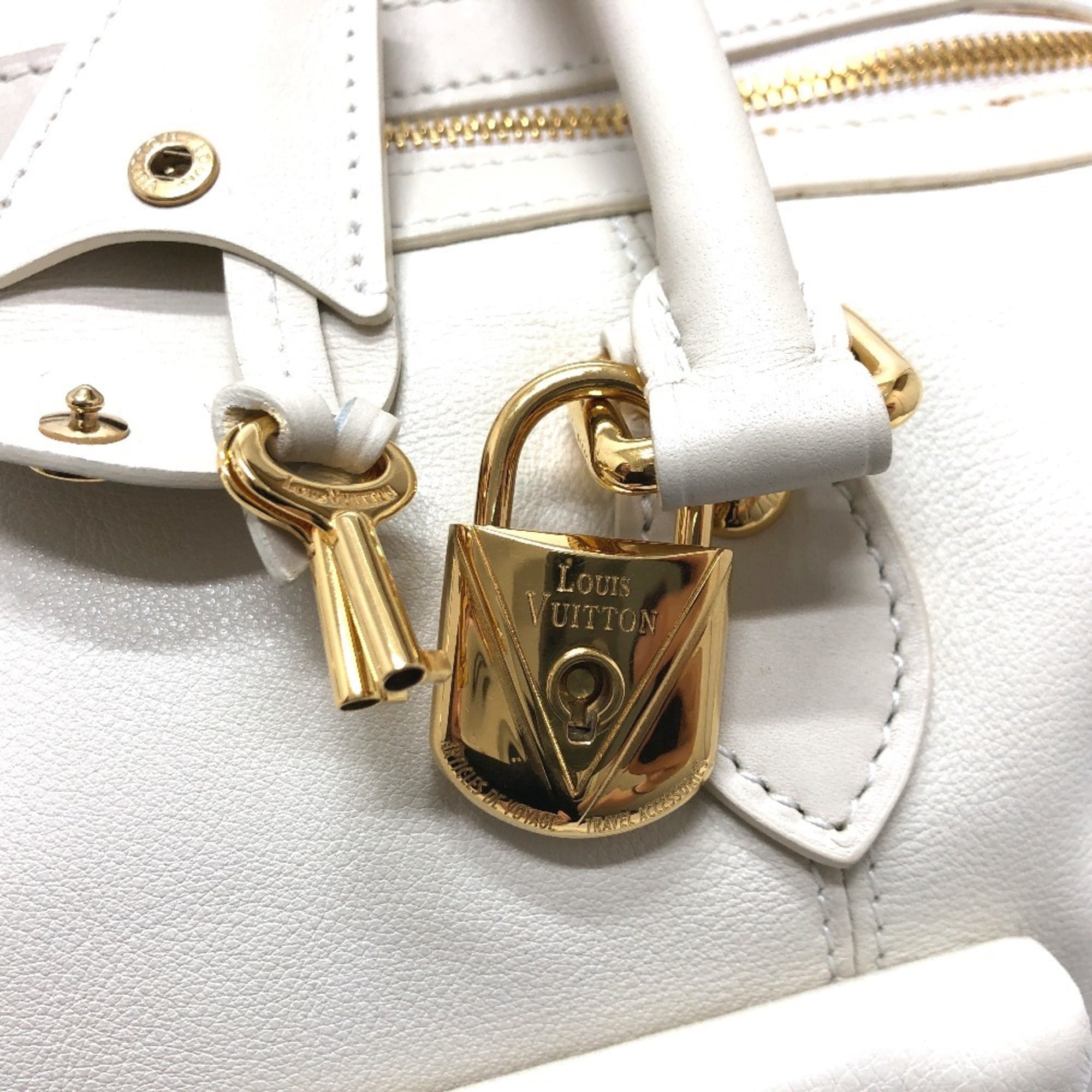 Louis Vuitton White Leather Boston Bag (Pre-Owned)