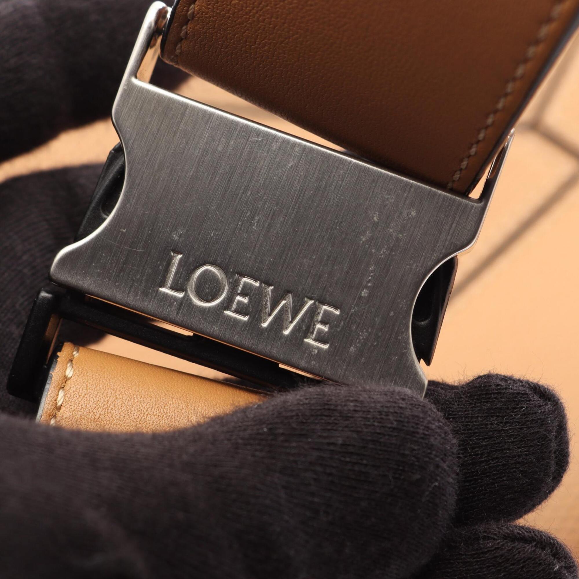 Loewe Beige Leather Fanny Pack Handbag (Pre-Owned)