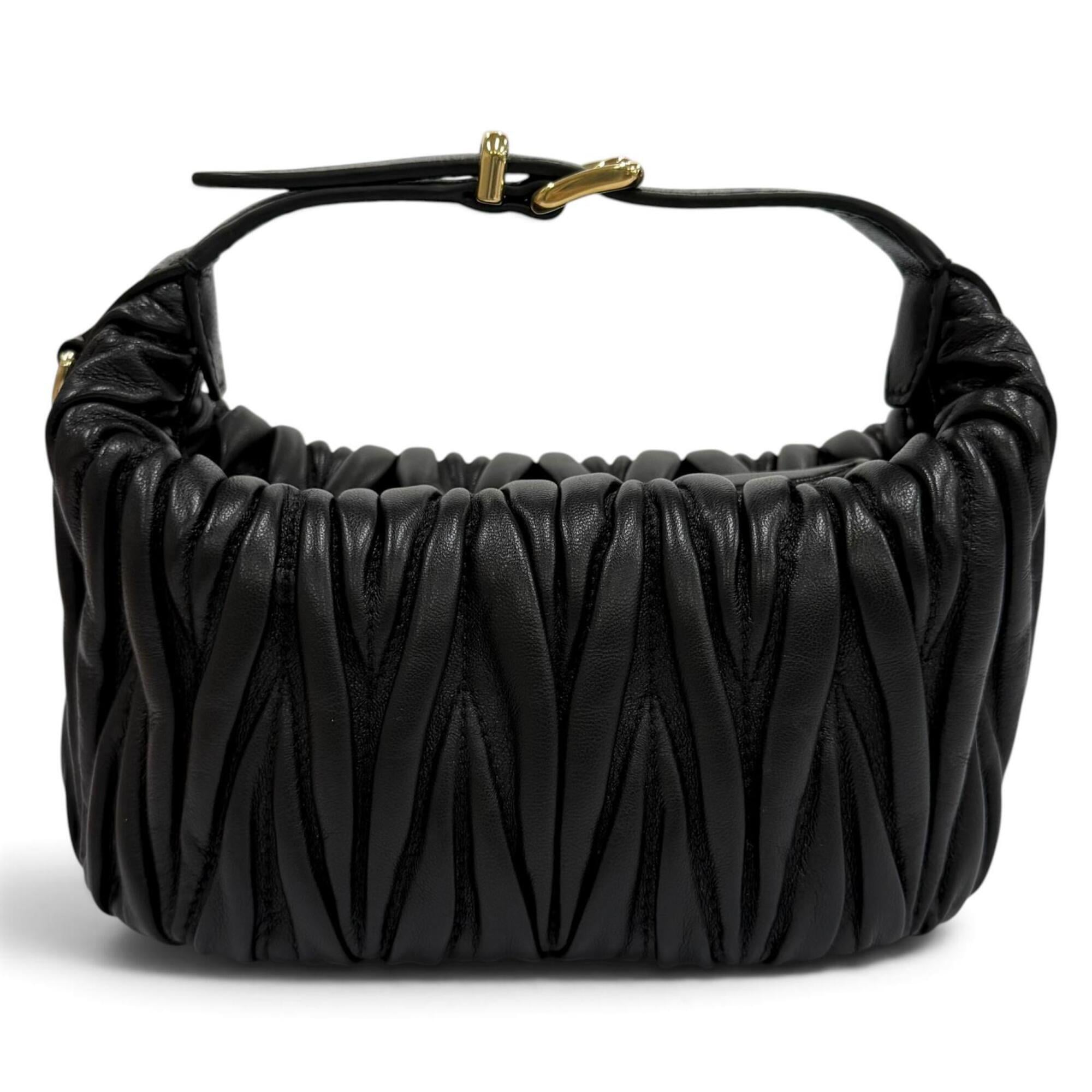 Miu Miu Black Leather Shoulder Bag (Pre-Owned)