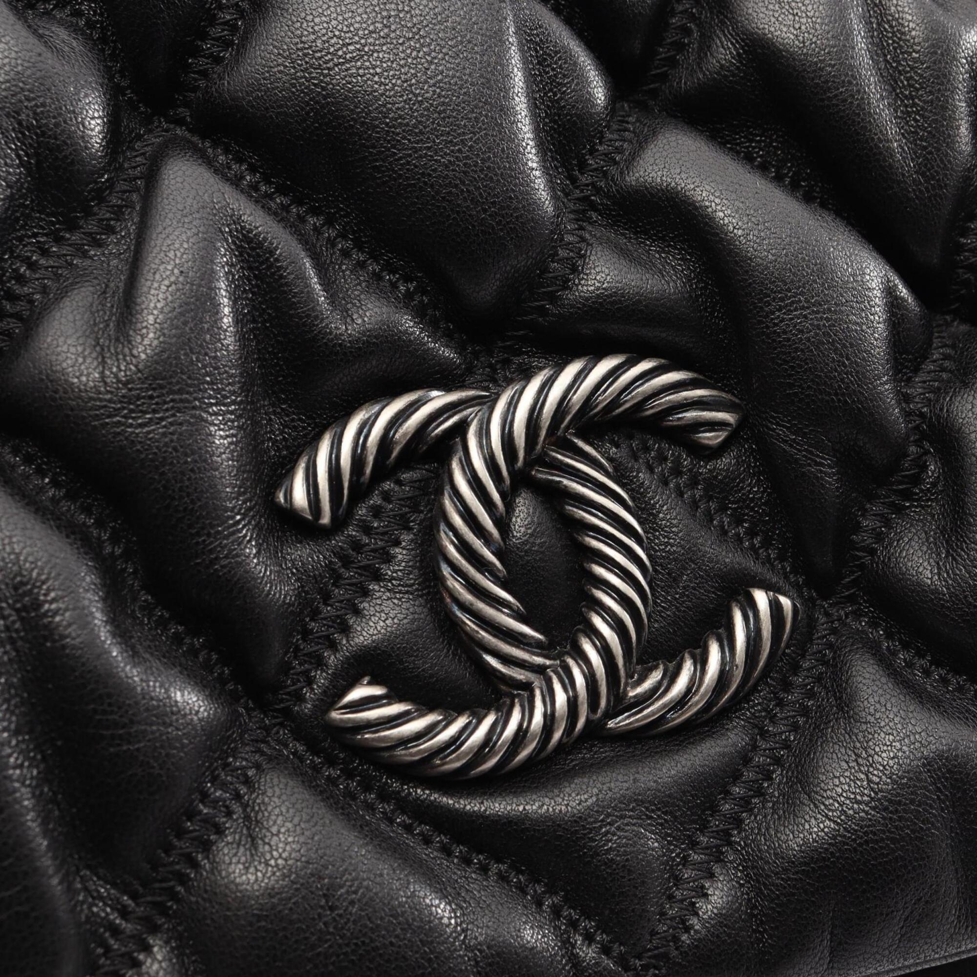 Chanel Black Handbag Shoulder Bag (Pre-Owned)