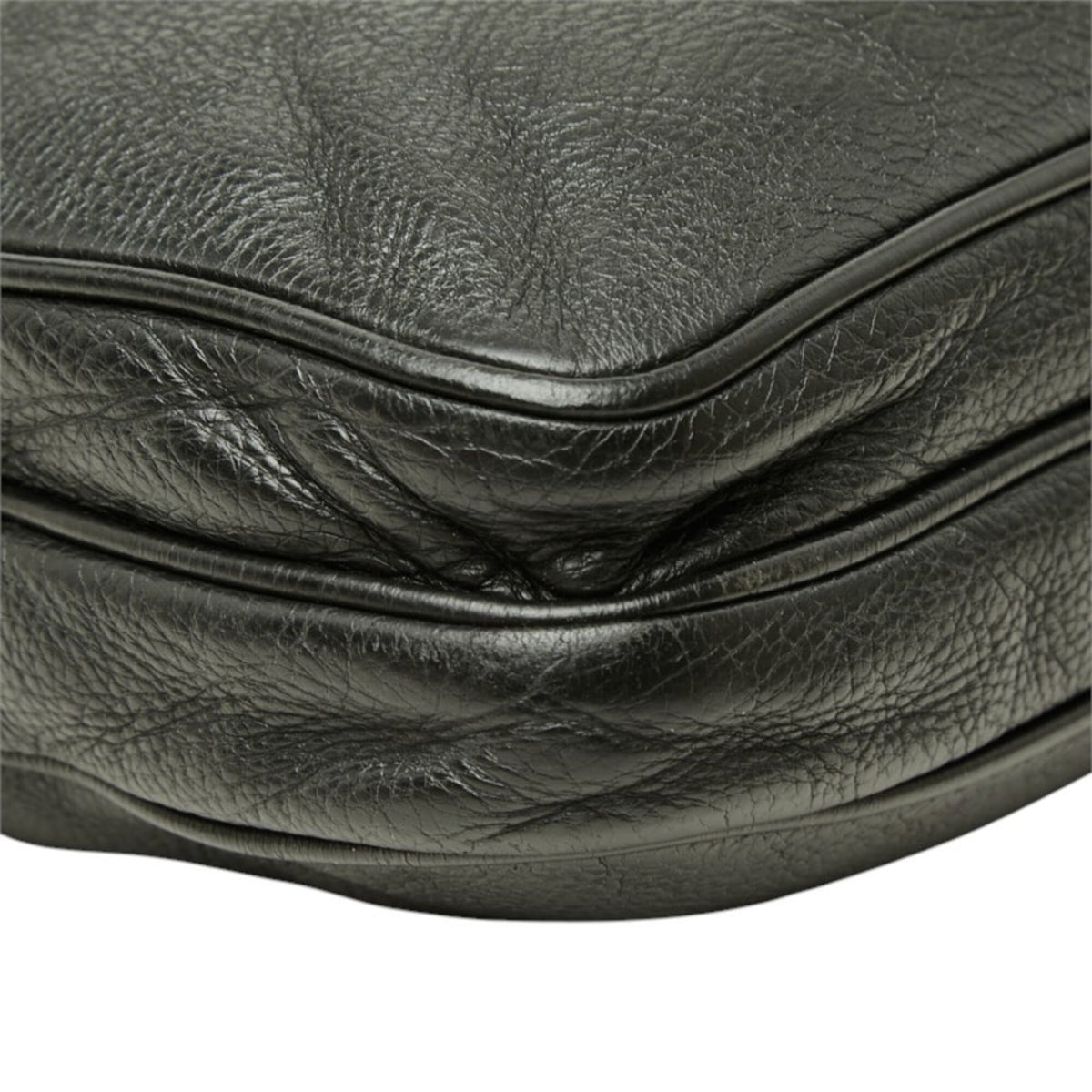 Prada Black Leather Shoulder Bag (Pre-Owned)