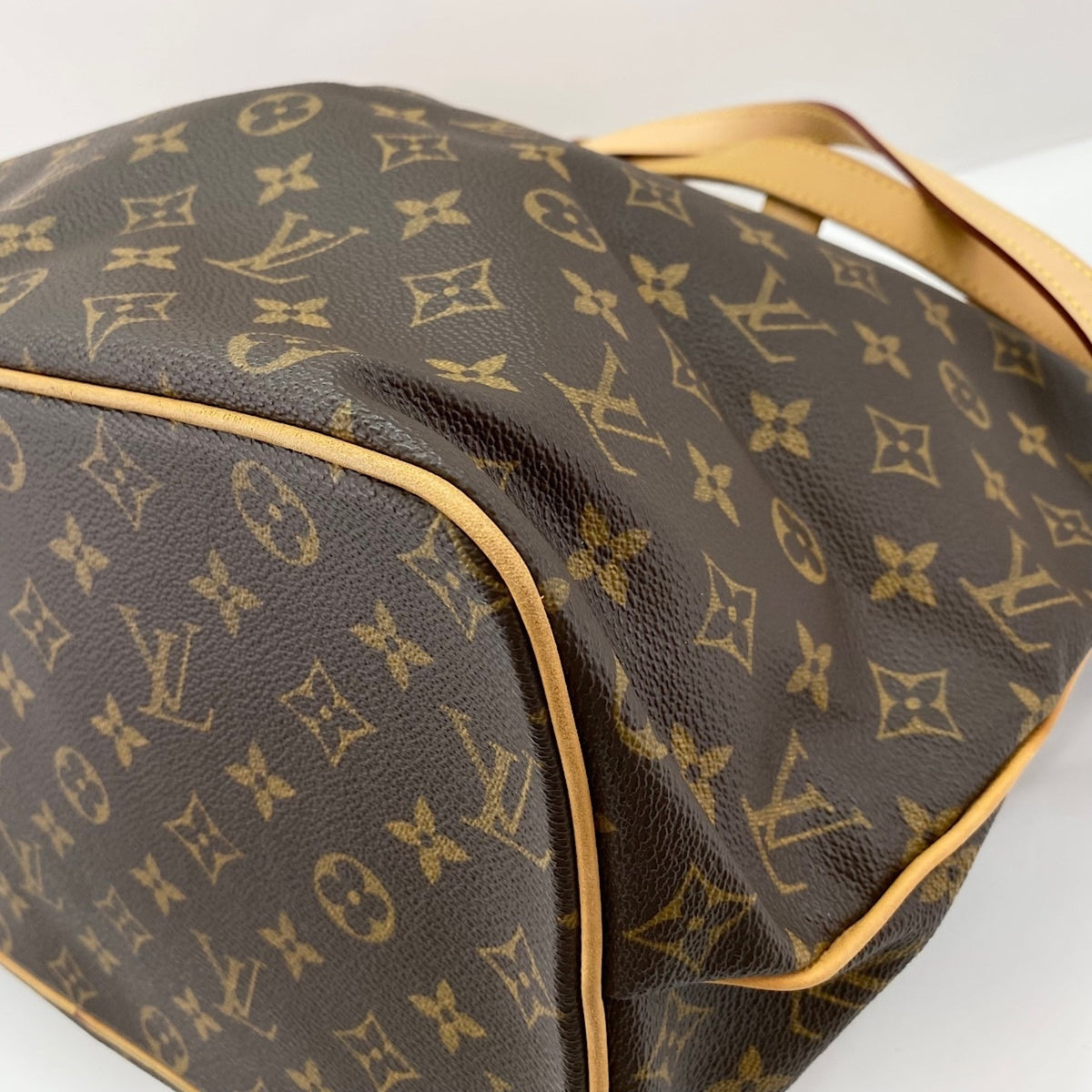 Louis Vuitton Brown Tote Bag (Pre-Owned)