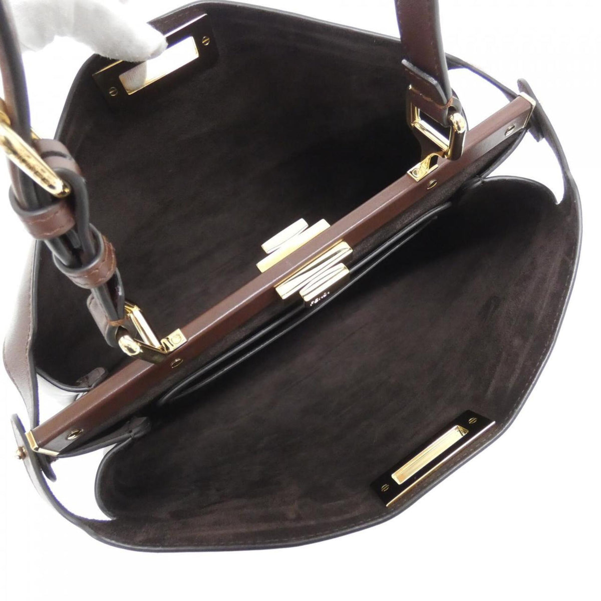 Fendi Dark Brown Leather Handbag (Pre-Owned)