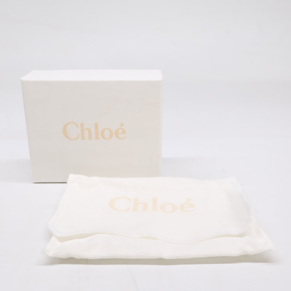 Chloé Black Leather Wallet (Tri-Fold) (Pre-Owned)