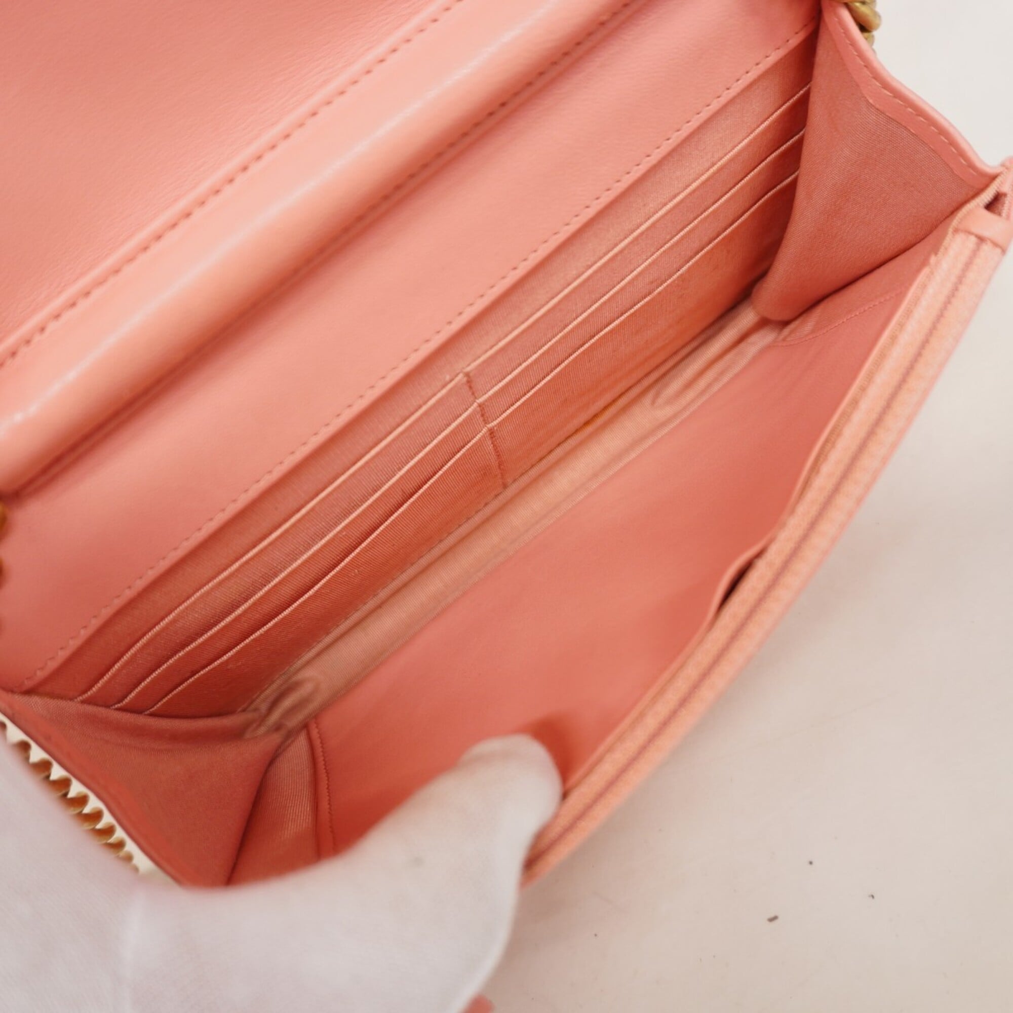 Chanel Pink Leather Chain/Shoulder Wallet (Pre-Owned)