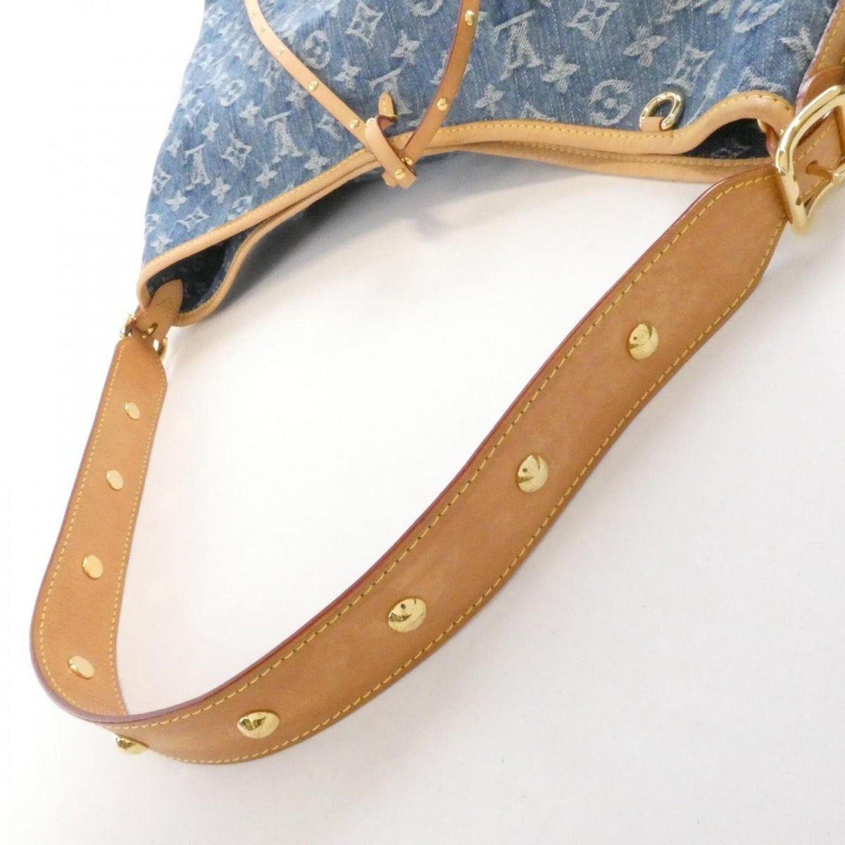 Louis Vuitton Blue Denim Shoulder Bag (Pre-Owned)