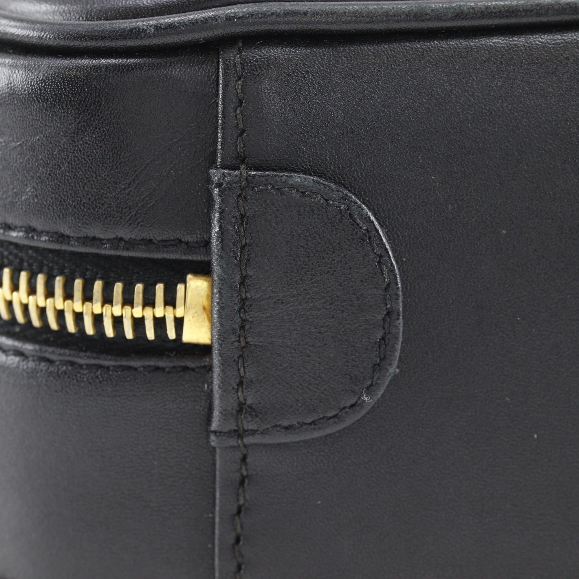 Chanel Black Leather Pouch (Pre-Owned)