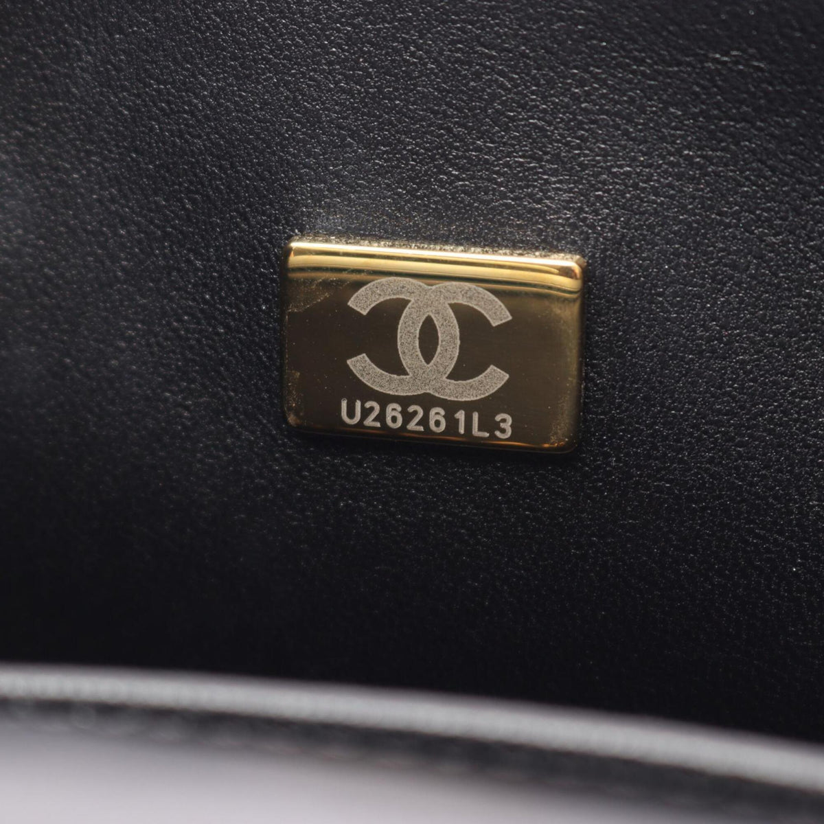 Chanel Black Leather Handbag Shoulder Bag (Pre-Owned)