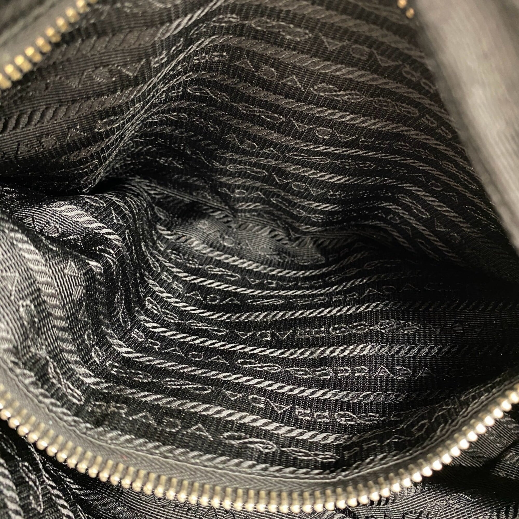 Prada Black Nylon Leather Shoulder Bag (Pre-Owned)